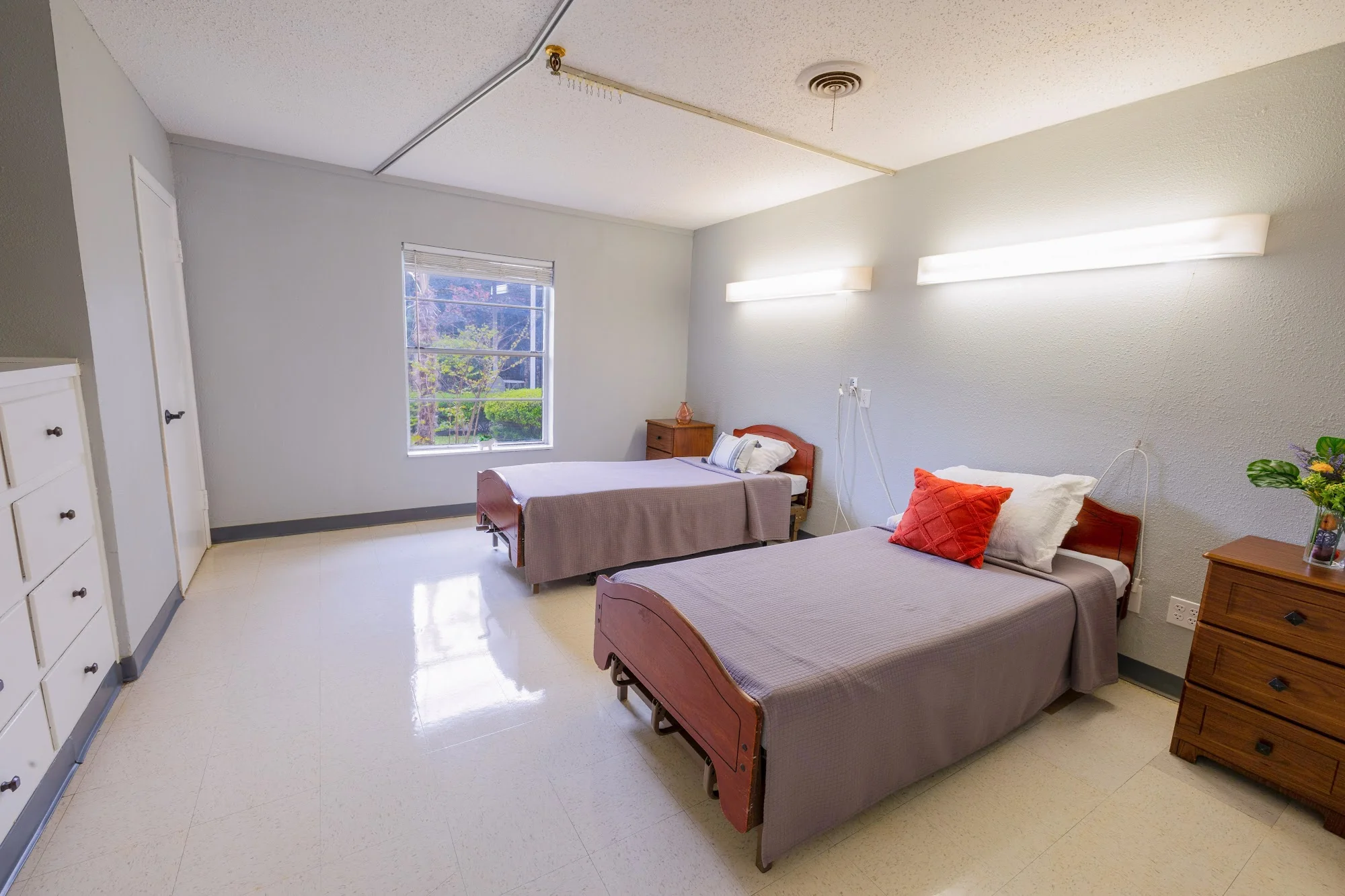 HURST PLAZA NURSING & REHAB