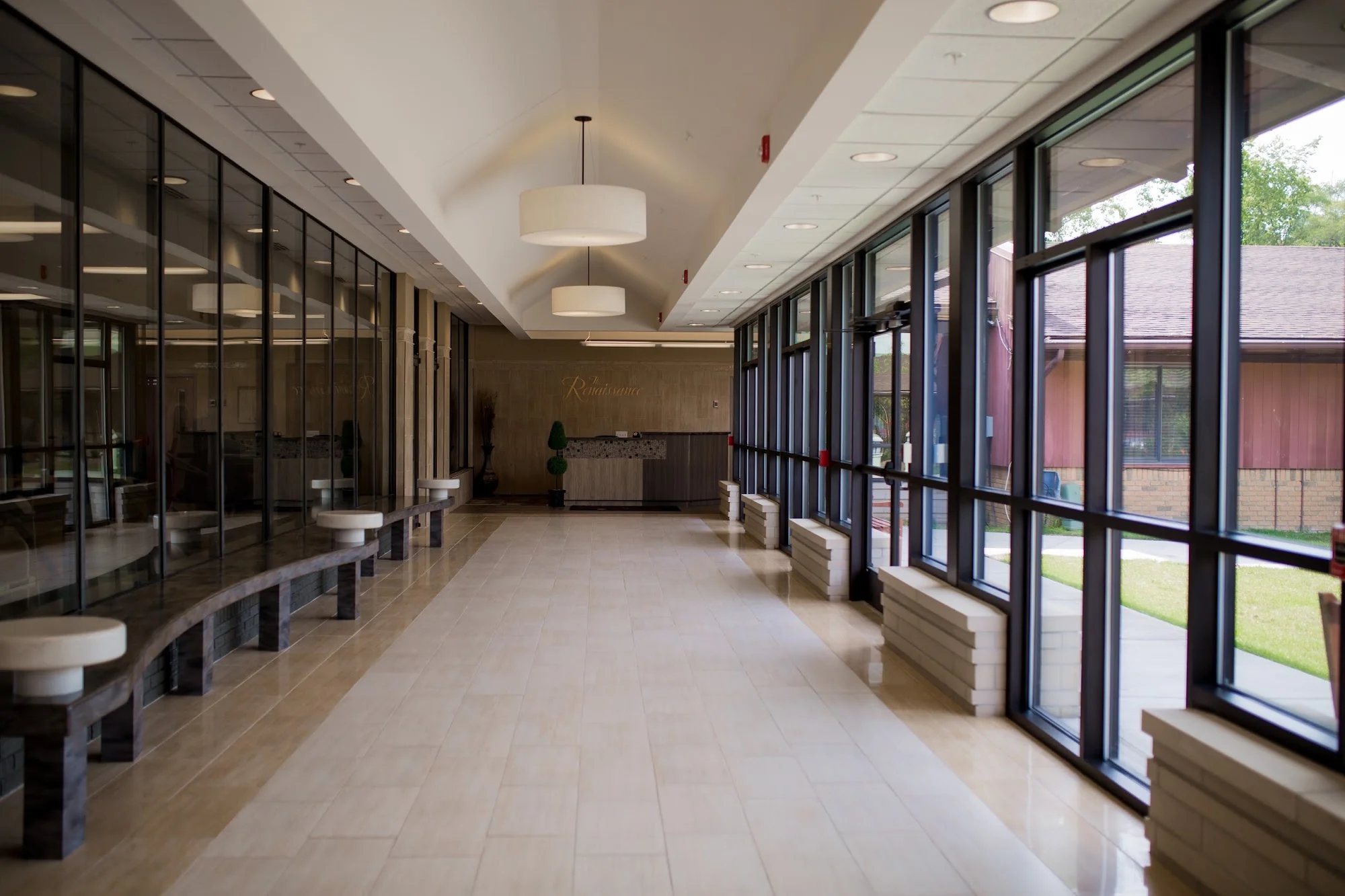 IMPERIAL, A VILLA CENTER