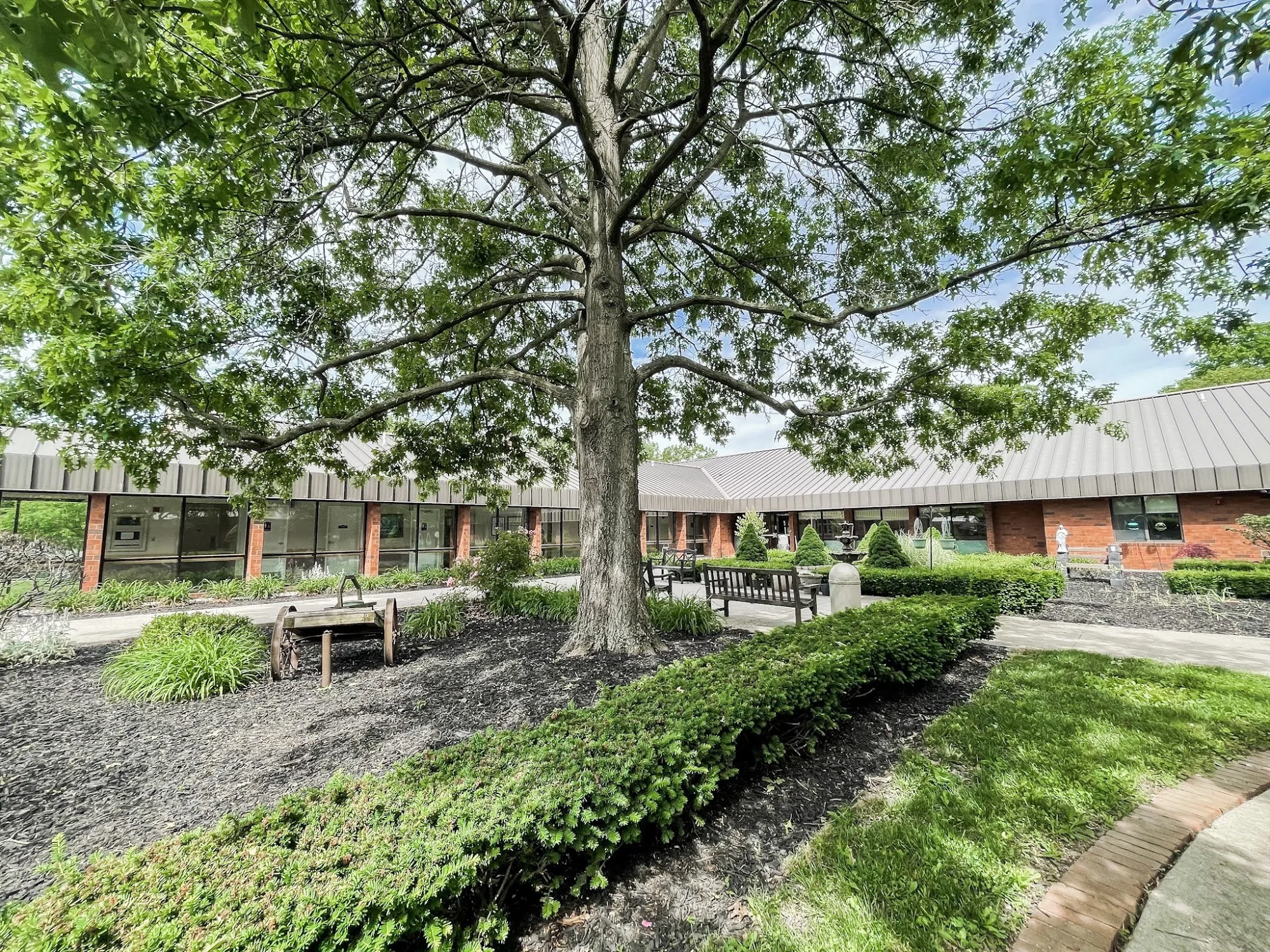 INNISWOOD HEALTH AND REHABILITATION