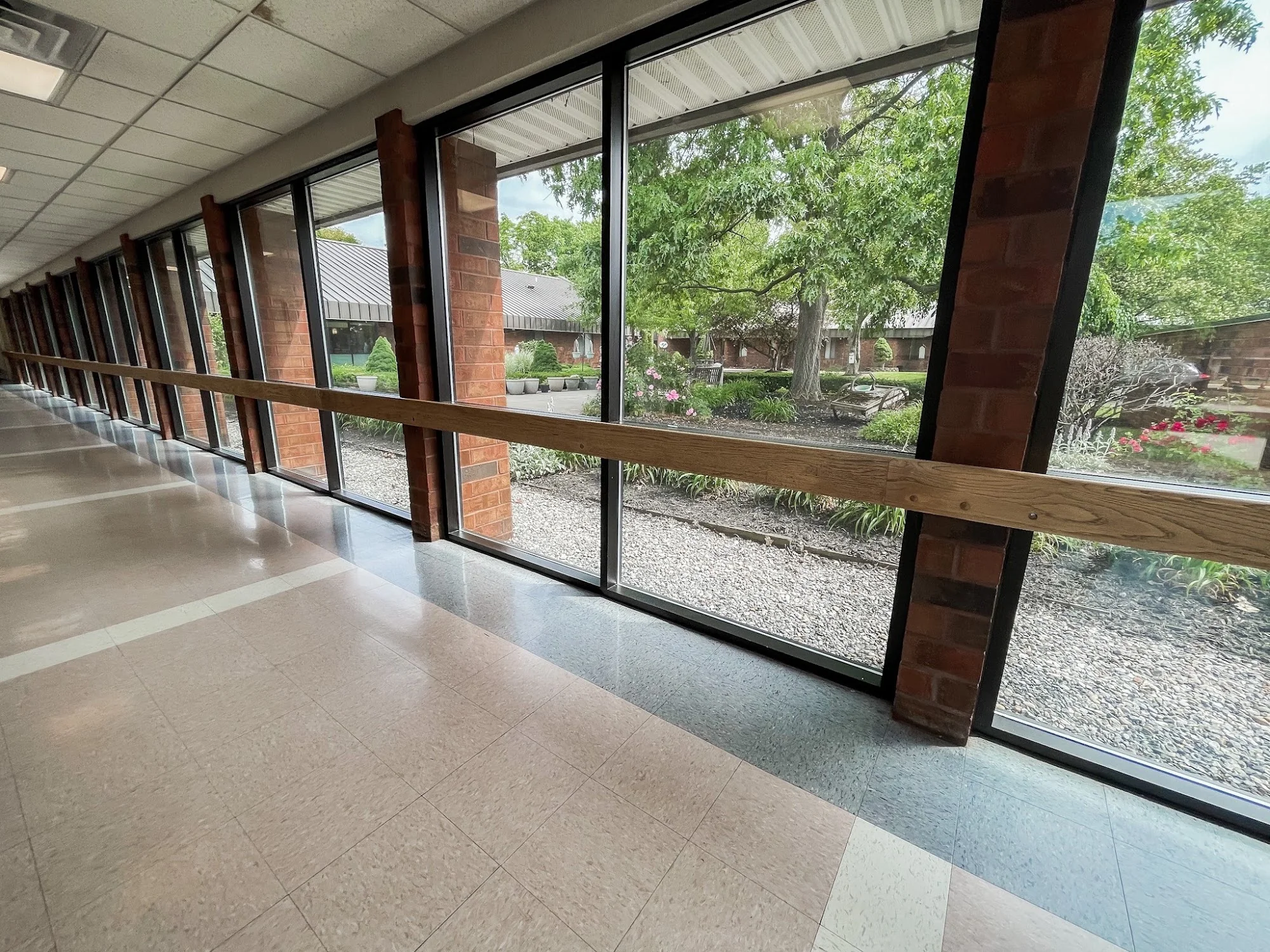 INNISWOOD HEALTH AND REHABILITATION