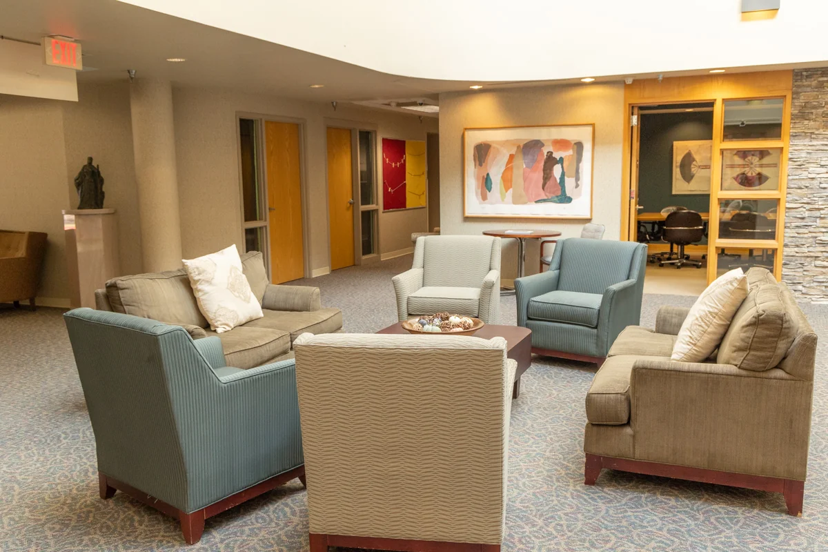 IOWA JEWISH SENIOR LIFE CENTER