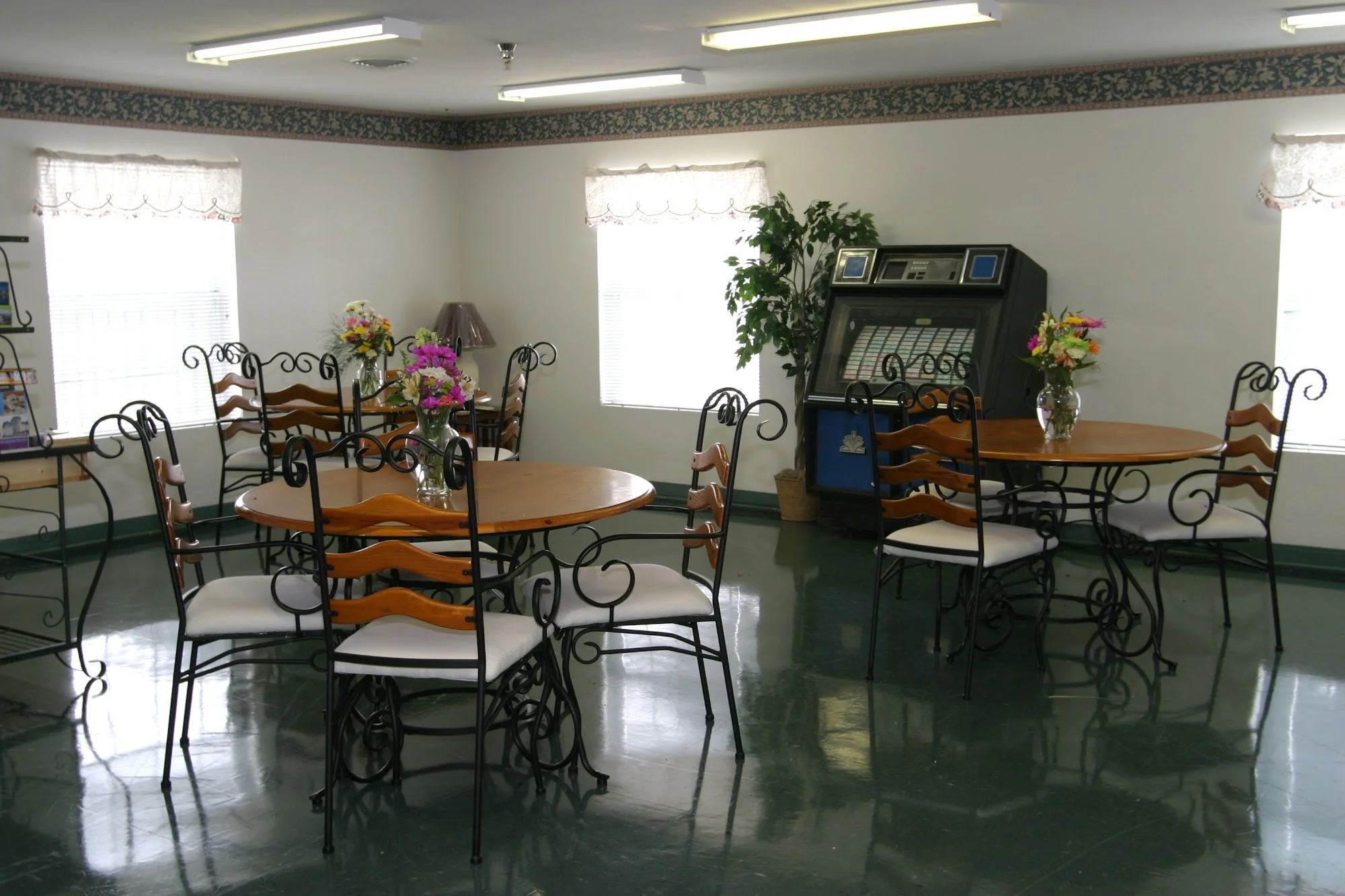 KINGSVILLE NURSING AND REHABILITATION CENTER