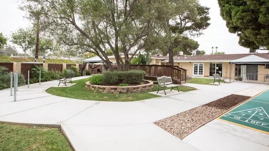LA PALOMA HEALTHCARE CENTER