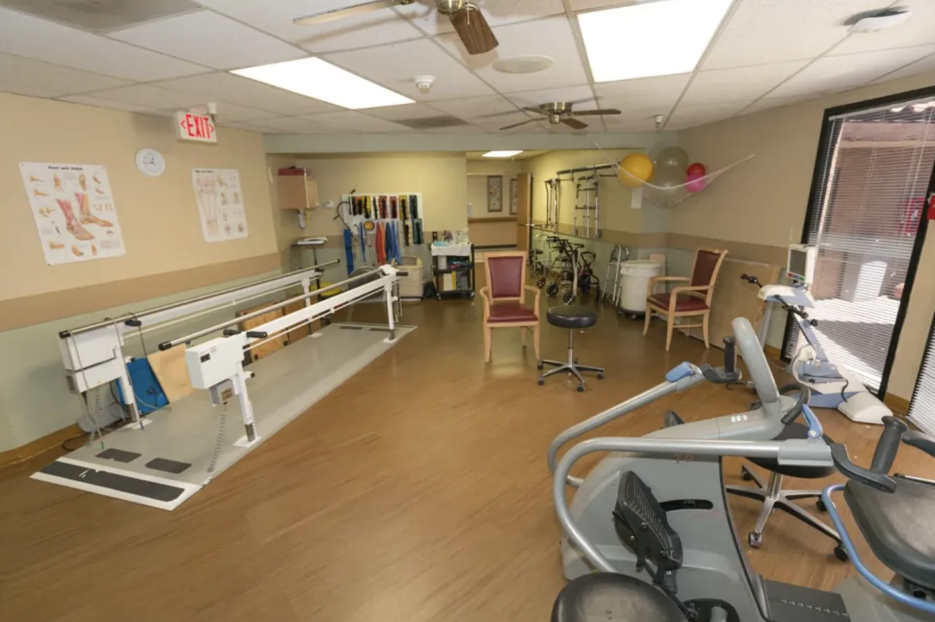LA CANADA CARE CENTER