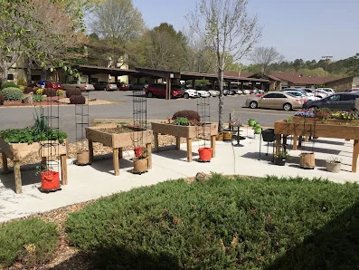 LAKE FOREST SENIOR LIVING AT HOT SPRINGS VILLAGE