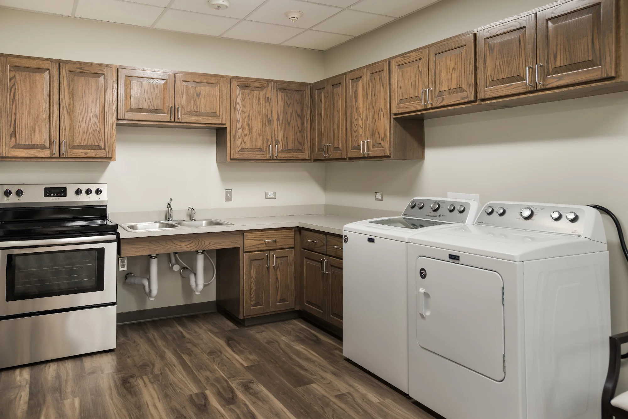 LAKE CHARLES CARE CENTER
