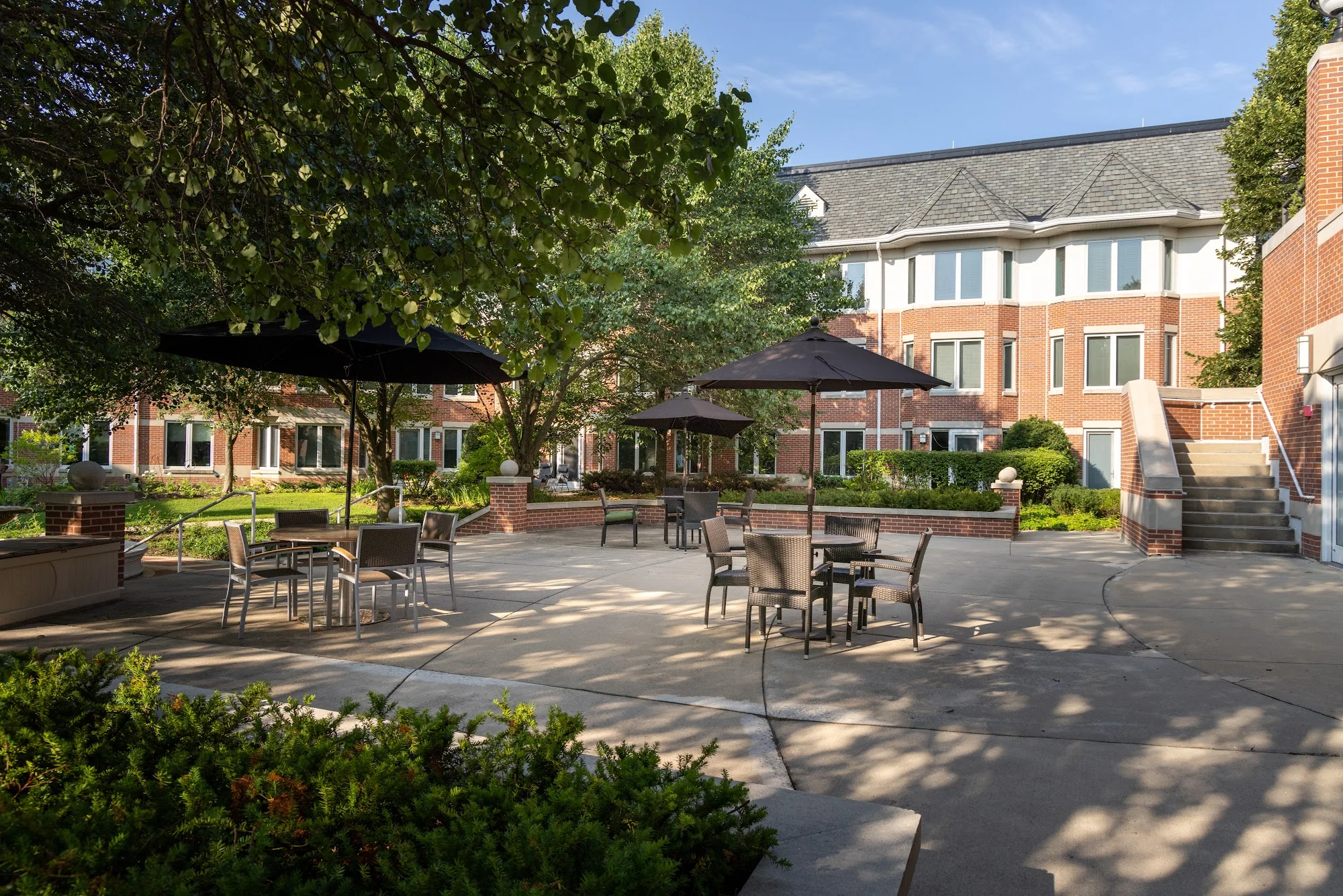 LAKE FOREST PLACE