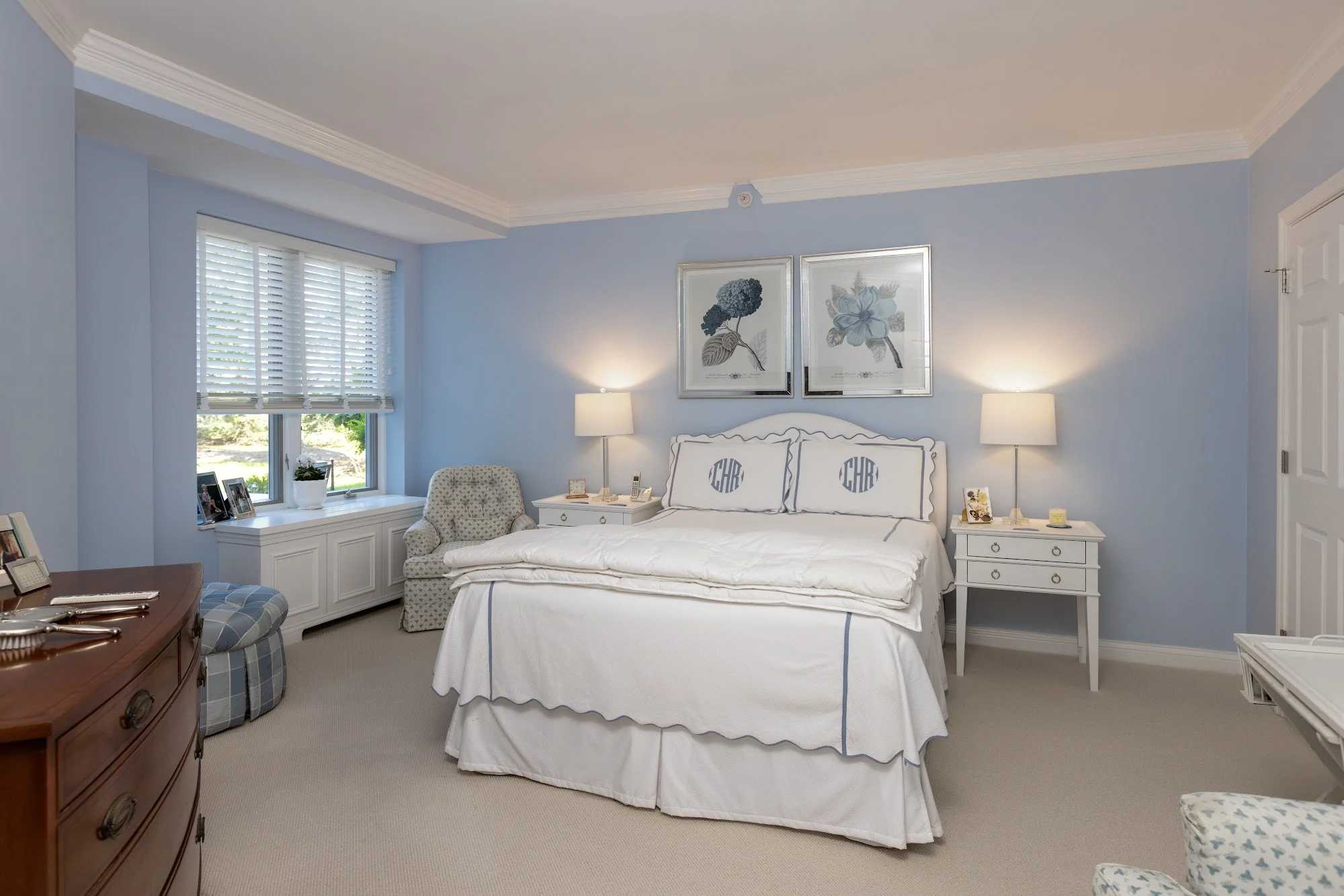 LAKE FOREST PLACE