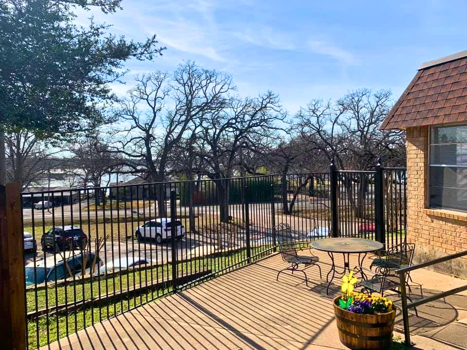 LAKE LODGE NURSING & REHABILITATION