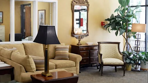 LAKELAND COMMUNITY CARE CENTER