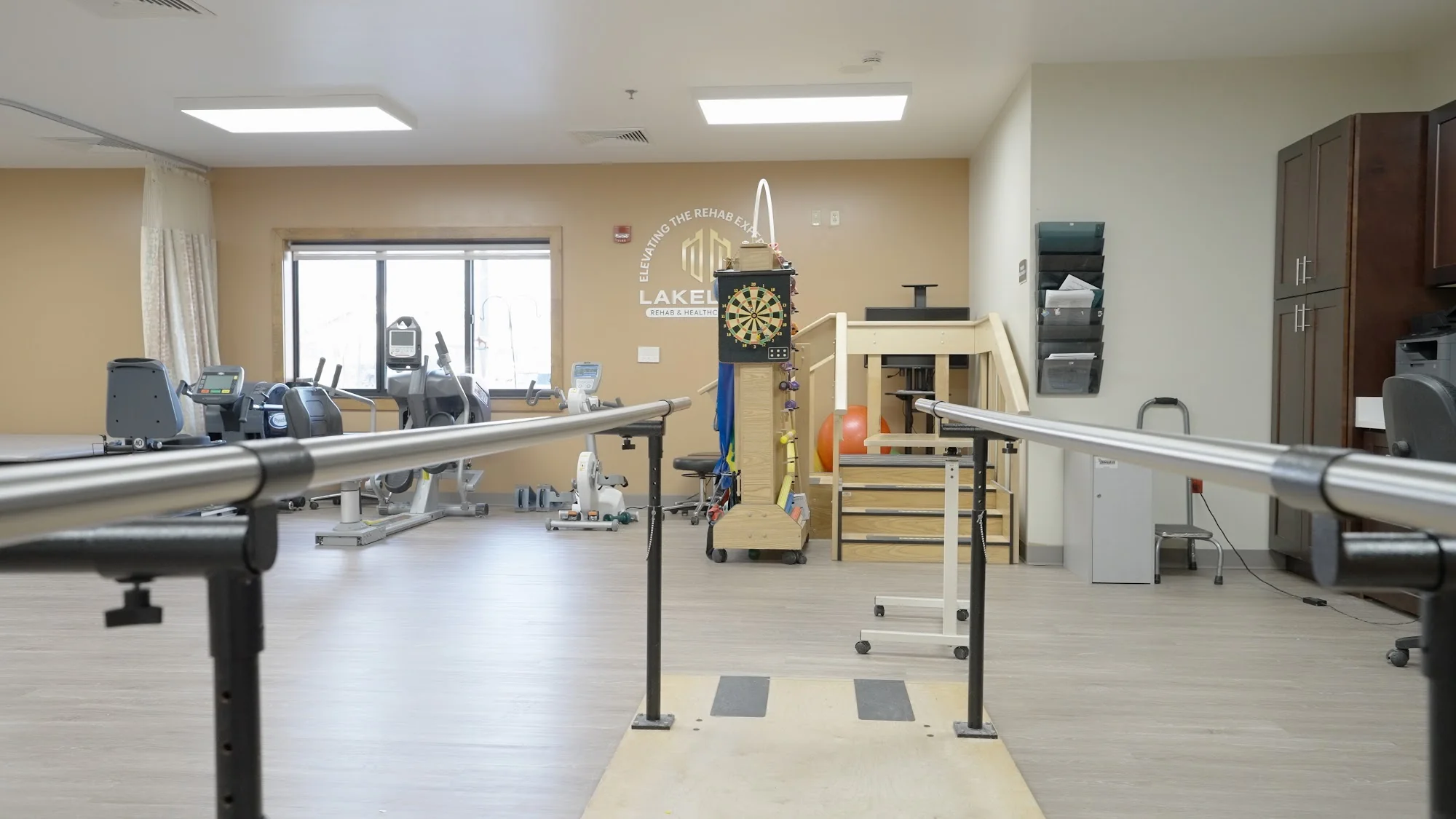LAKELAND REHAB AND HEALTHCARE CENTER