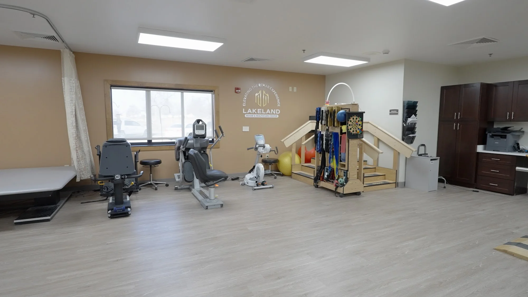 LAKELAND REHAB AND HEALTHCARE CENTER