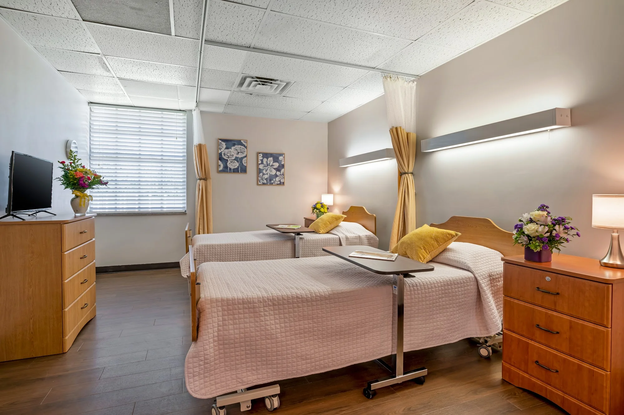 LAKELAND REHAB & HEALTHCARE CENTER