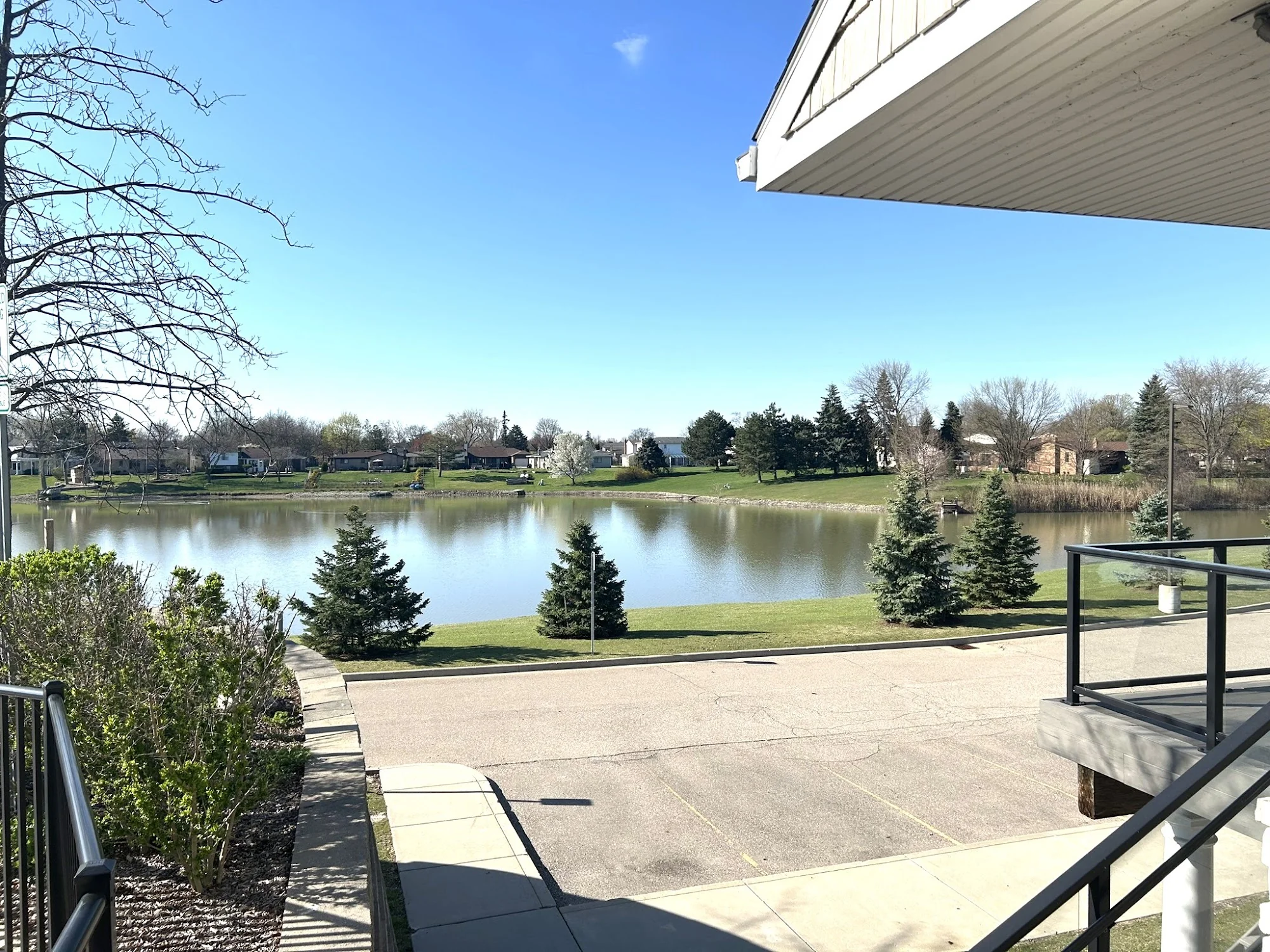LAKESIDE MANOR NURSING AND REHABILITATION CENTER