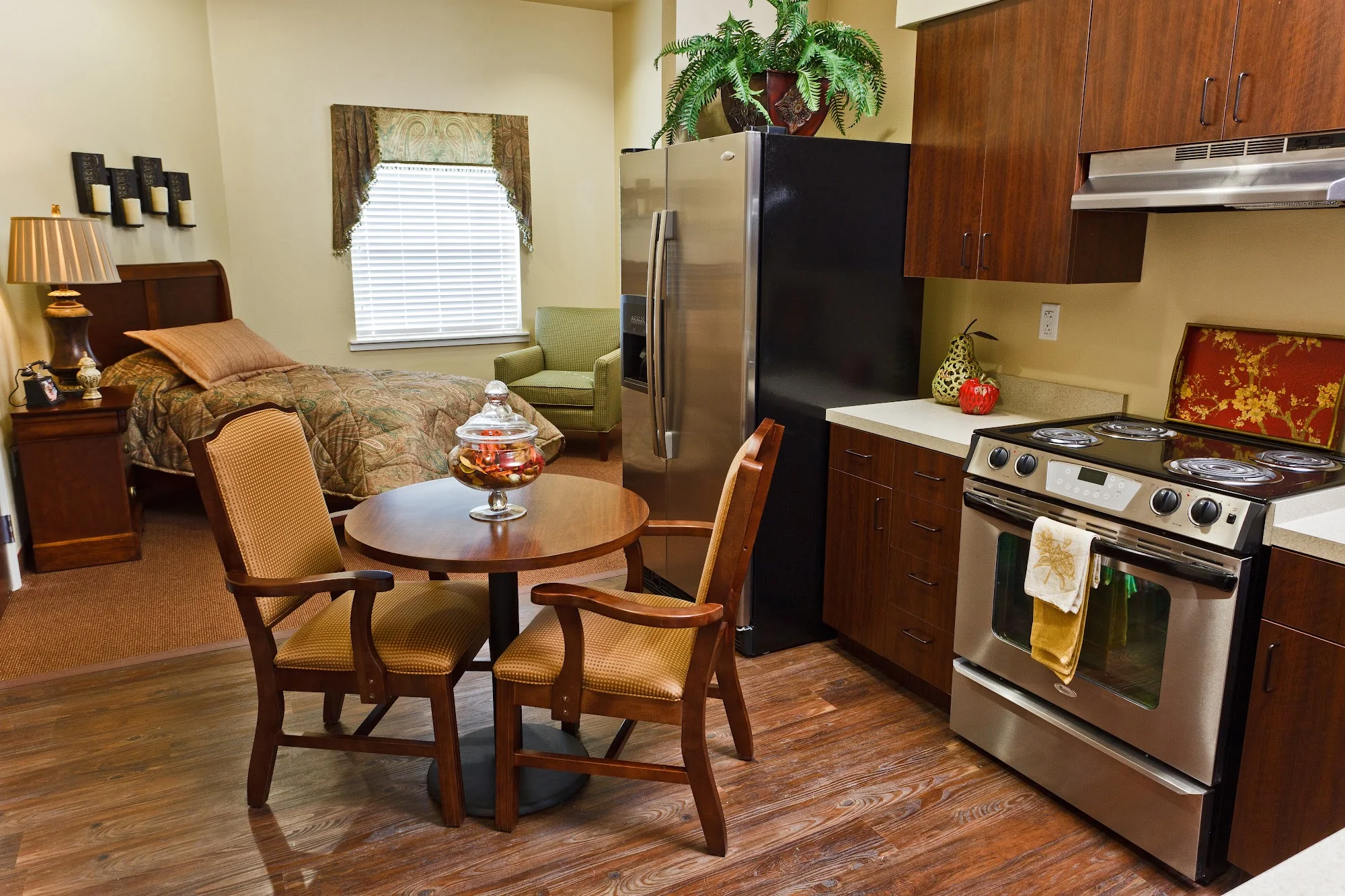 LAKEWEST REHABILITATION AND SKILLED CARE