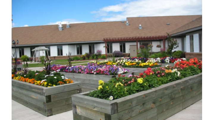 LAKEWOOD CARE CENTER