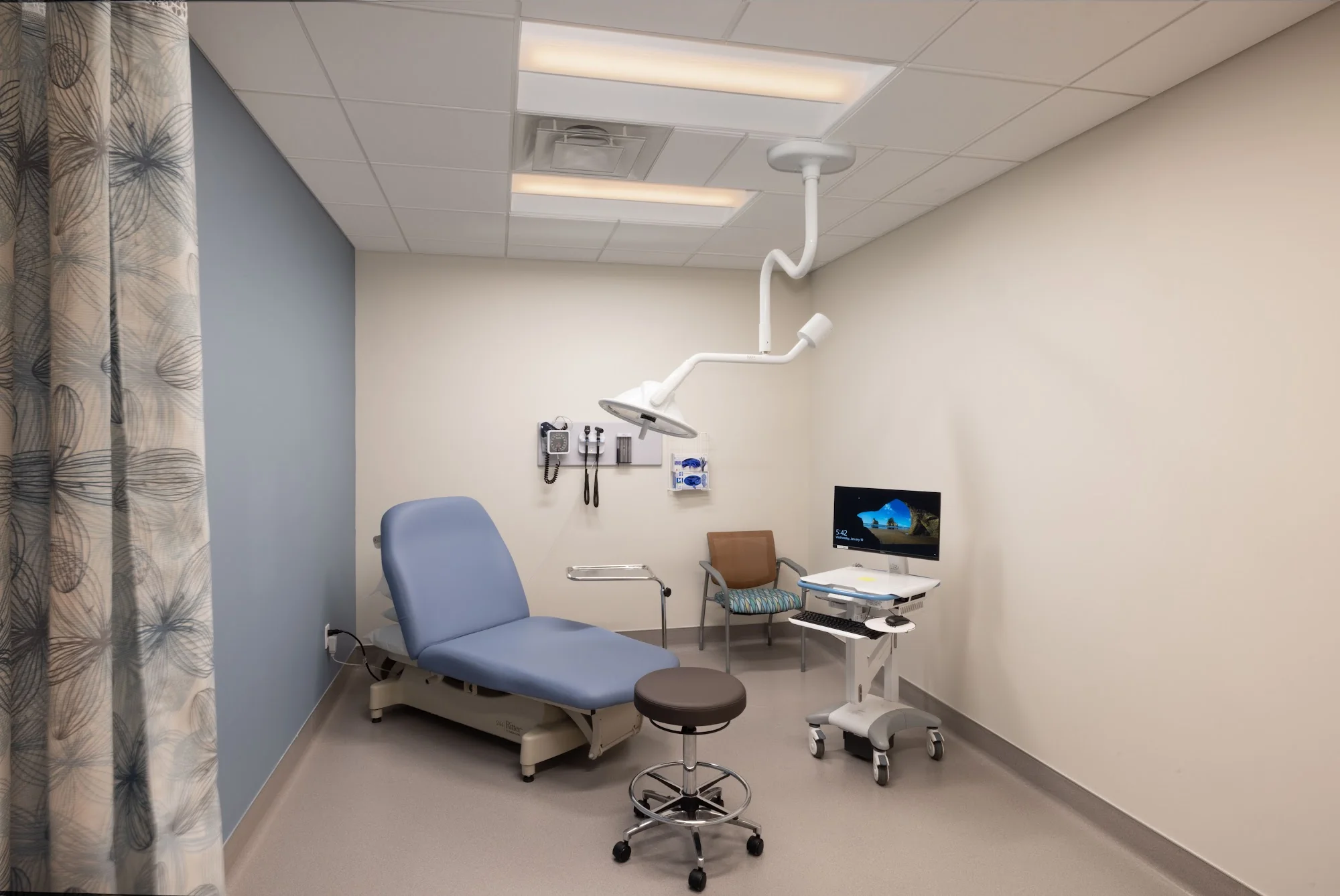 LARSEN HEALTH CENTER