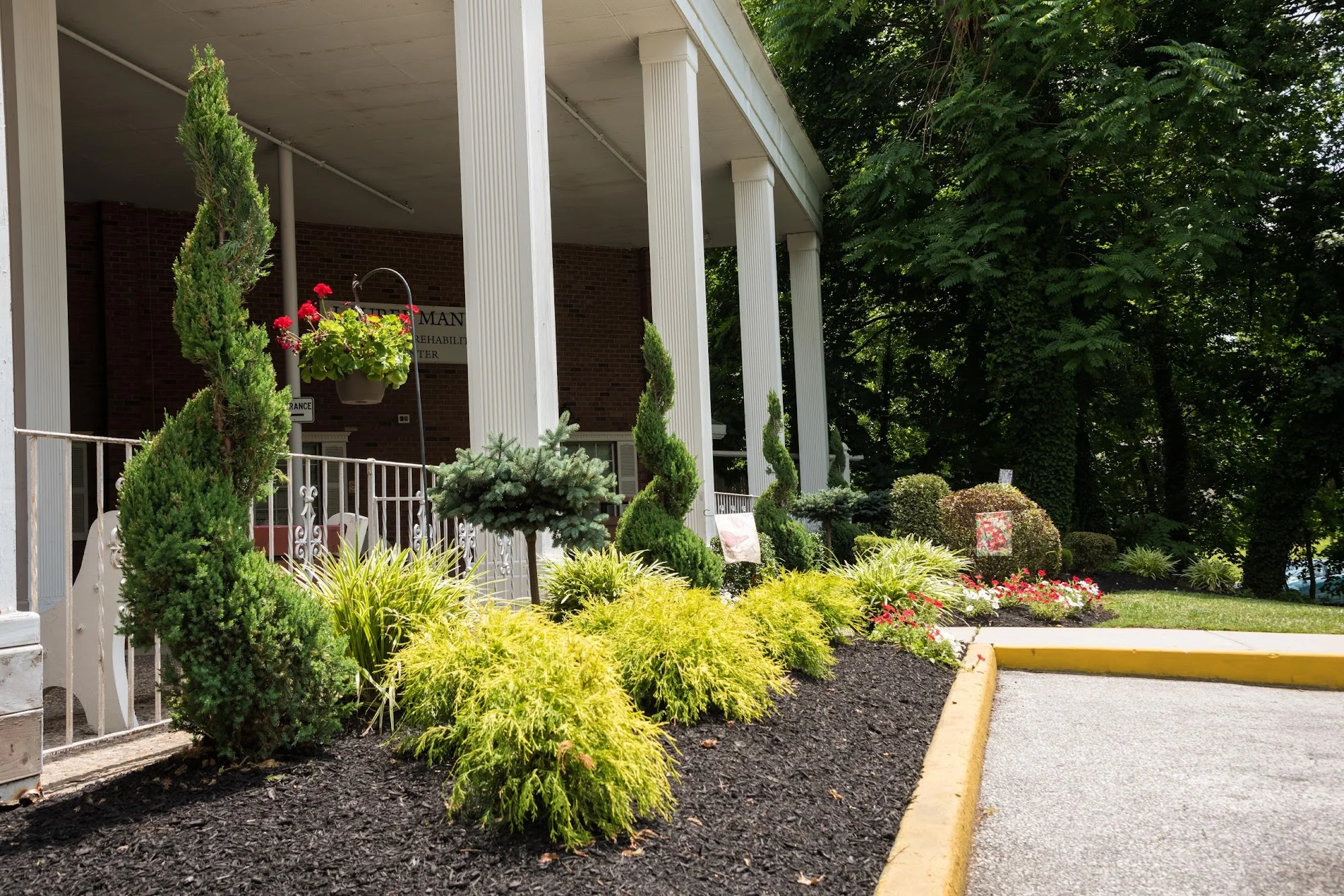 LAUREL MANOR HEALTHCARE AND REHABILITATION CENTER