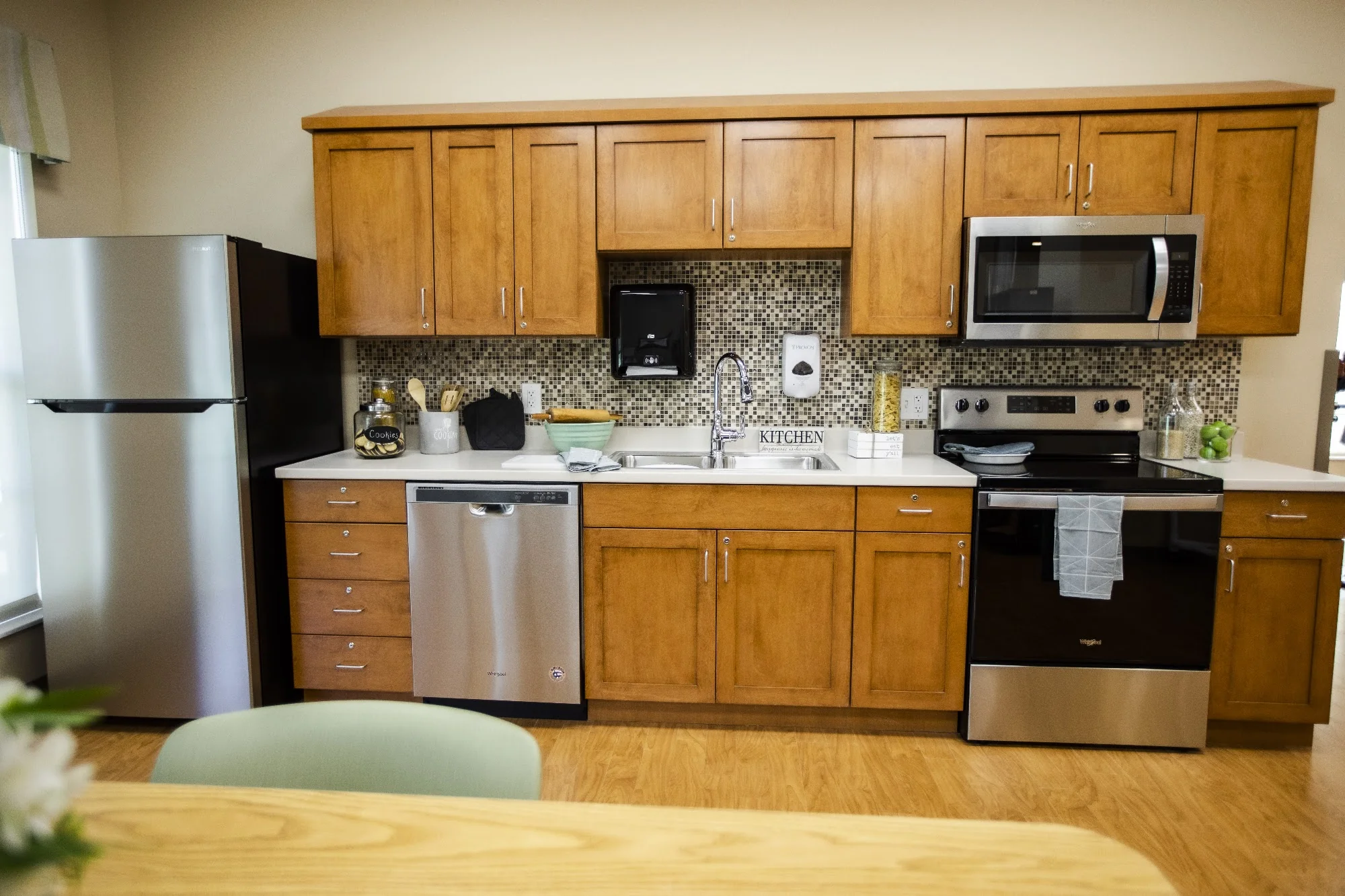 LAURELS OF WEST COLUMBUS, THE