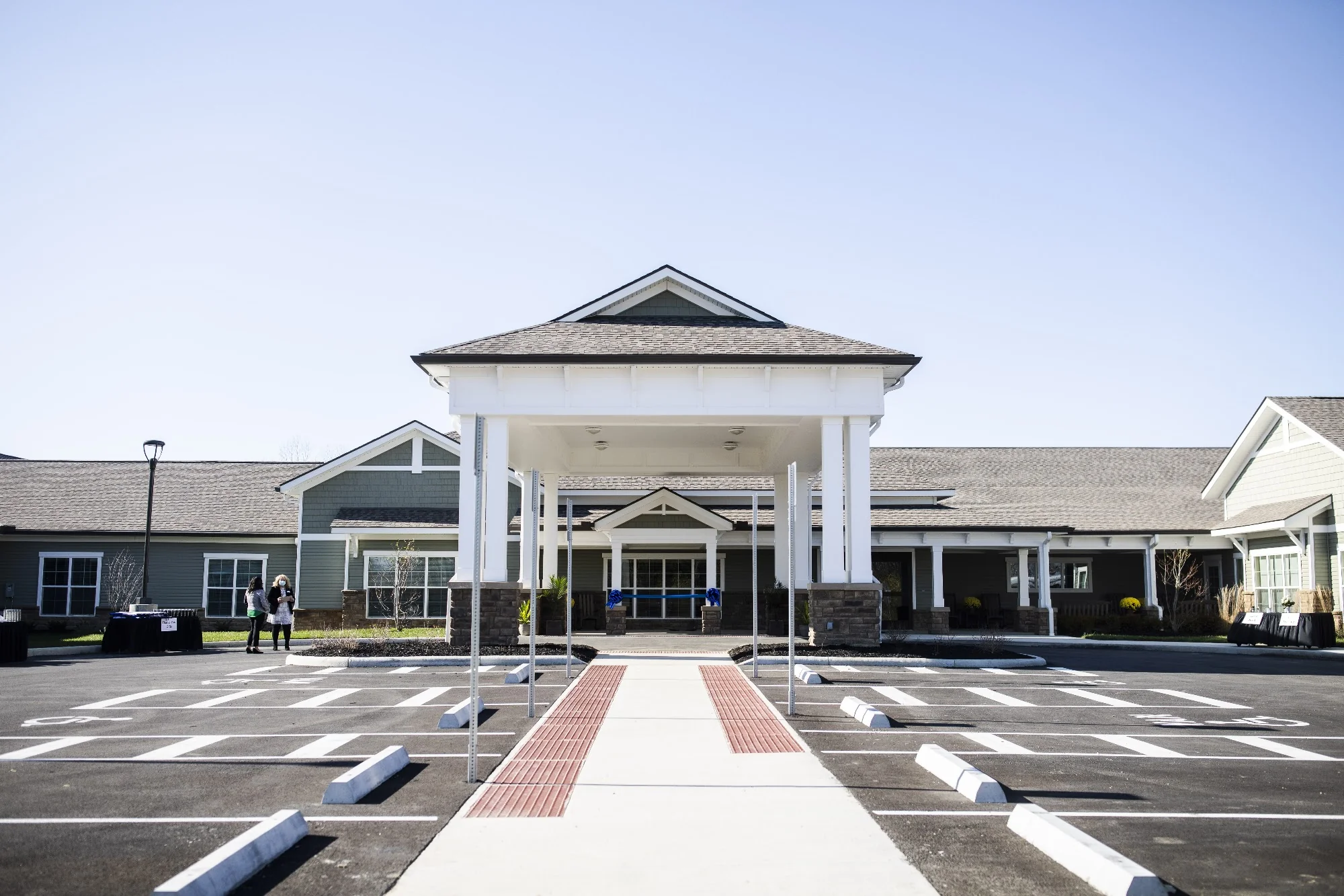 LAURELS OF WEST COLUMBUS, THE