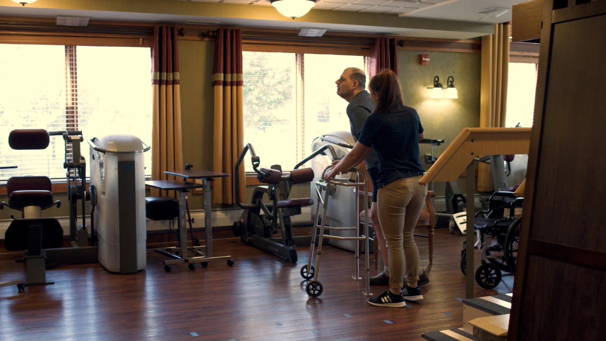 LAURELS PEAK CARE & REHABILITATION CENTER
