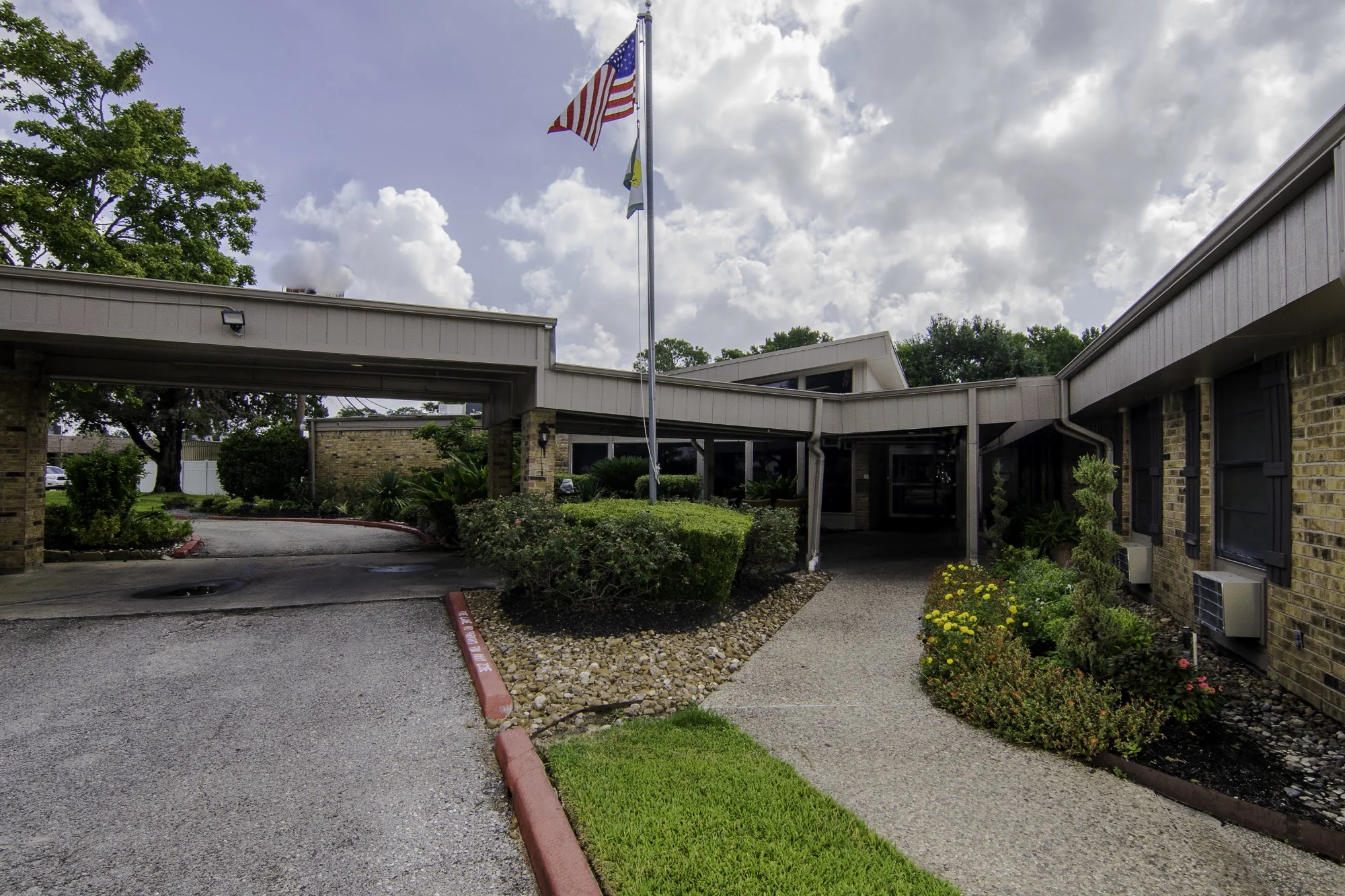 LAWRENCE STREET HEALTH CARE CENTER