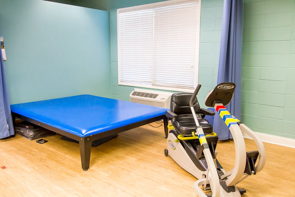 LEE COUNTY CARE & REHABILITATION CENTER
