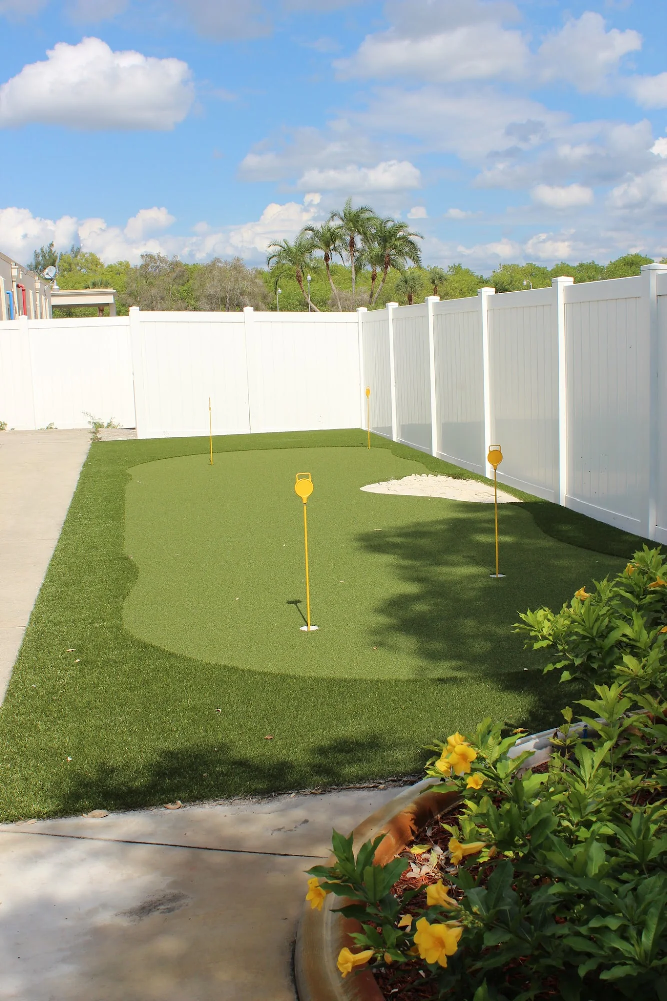 LEHIGH ACRES HEALTHCARE & REHAB CENTER