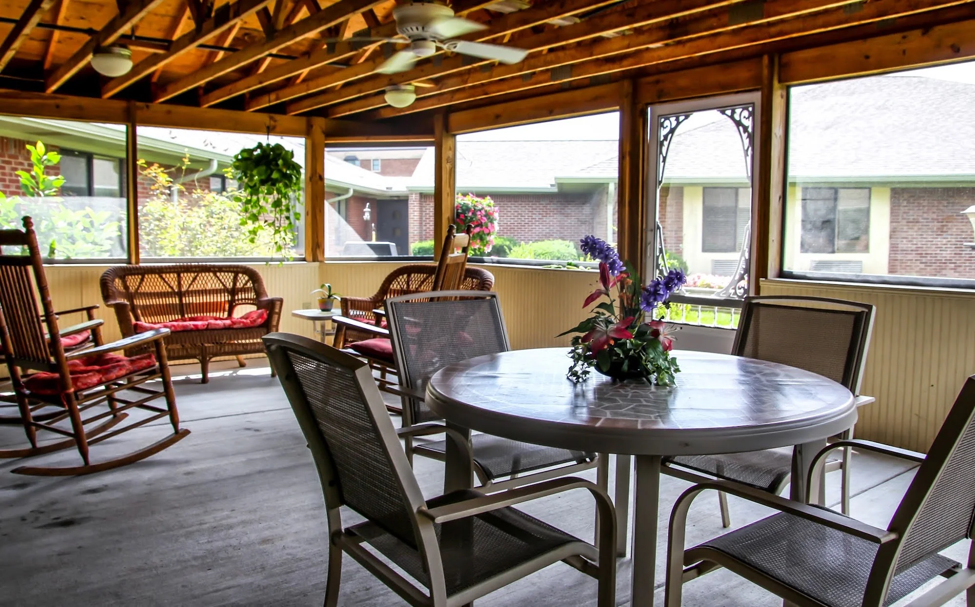 LEXINGTON COUNTRY PLACE