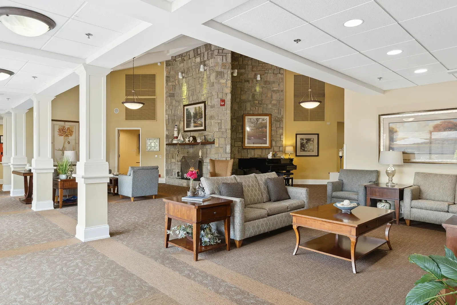 LEXINGTON COUNTRY PLACE