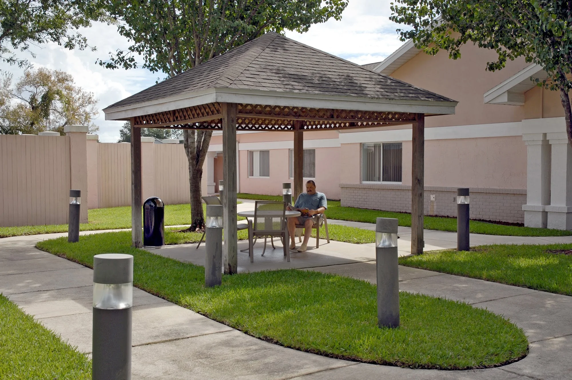 LIFE CARE CENTER AT WELLS CROSSING