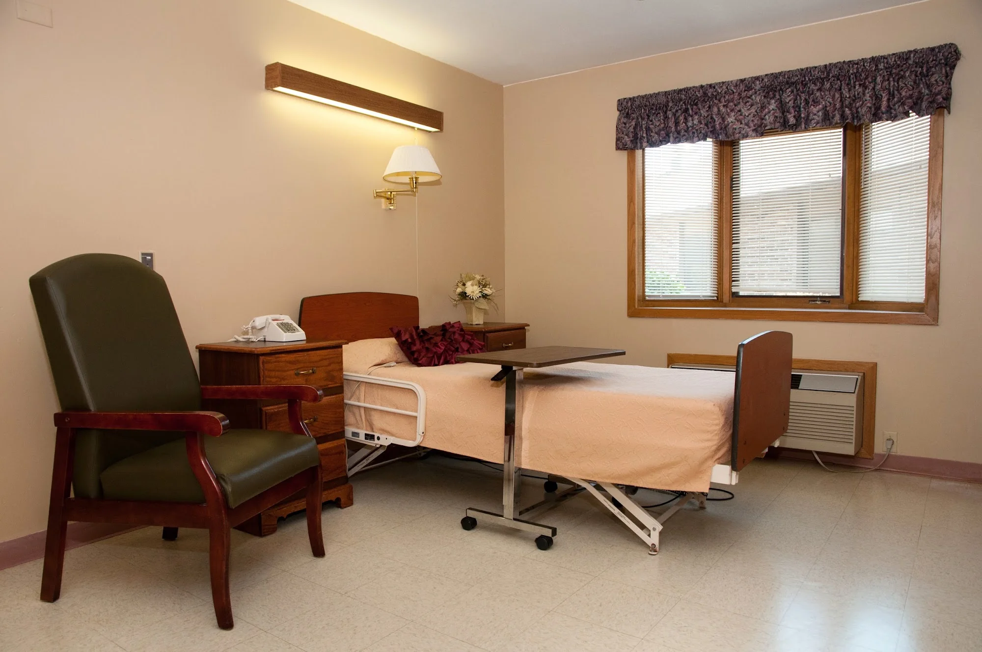 LIFE CARE CENTER OF ANDOVER