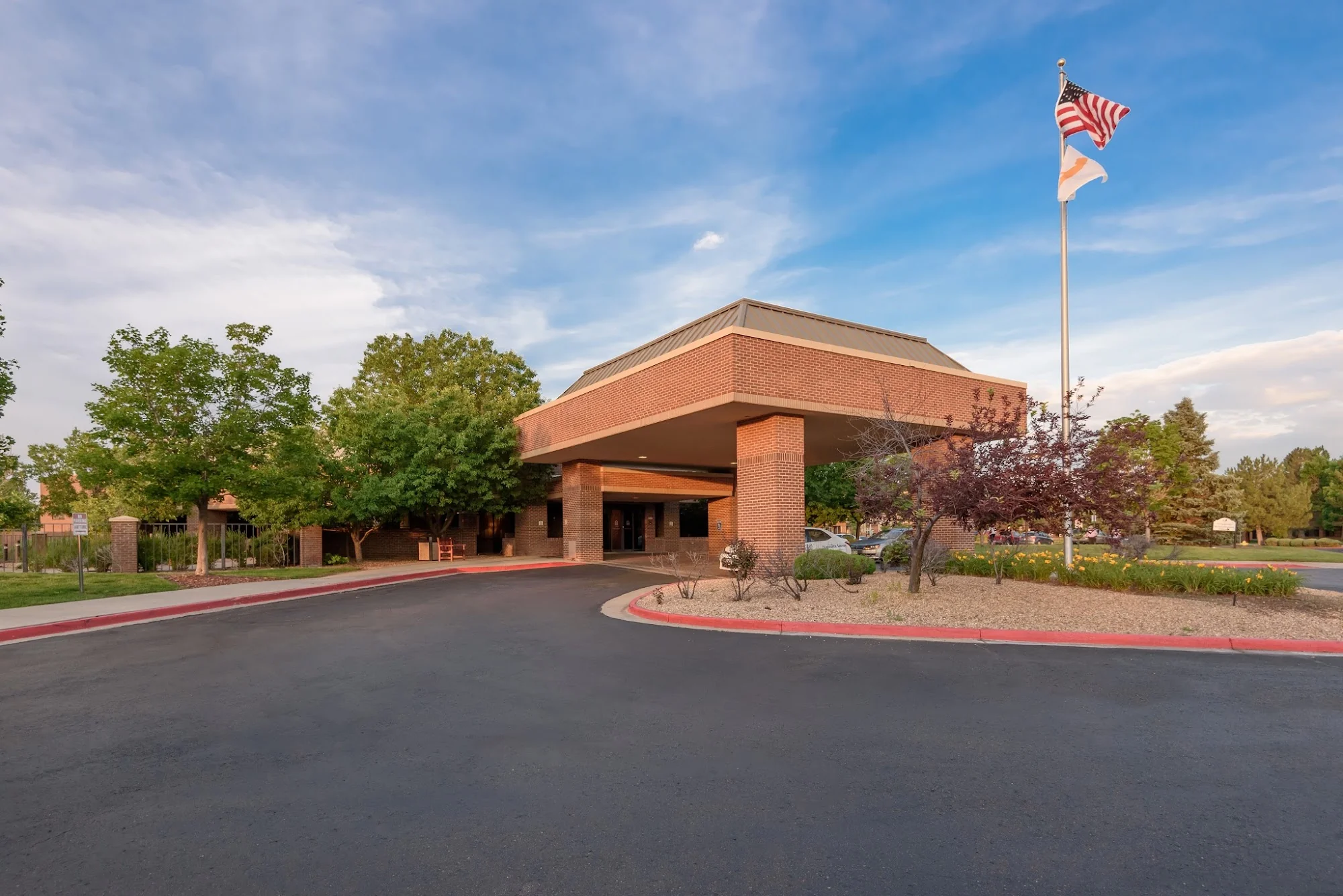 LIFE CARE CENTER OF AURORA