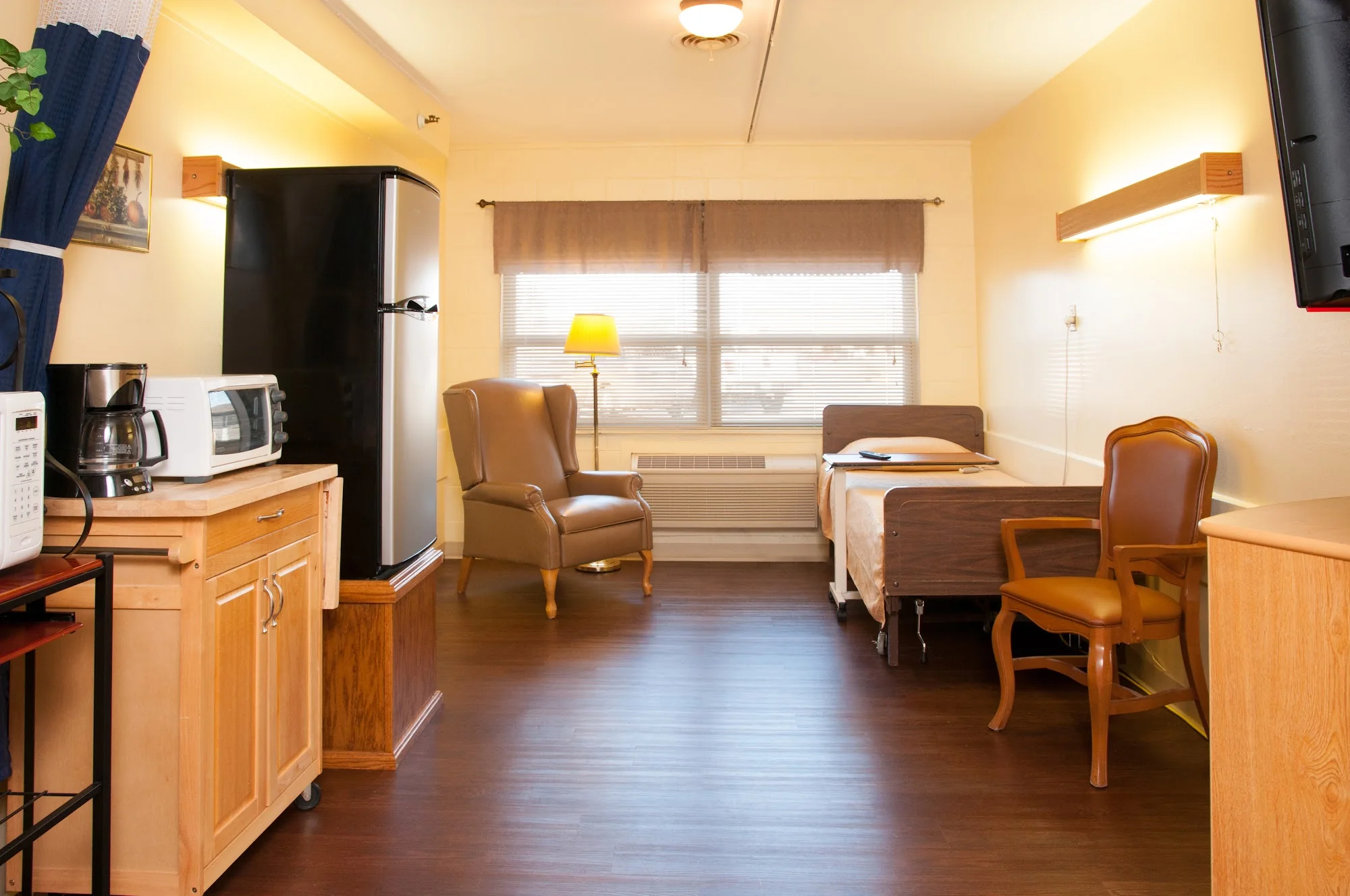 LIFE CARE CENTER OF BURLINGTON