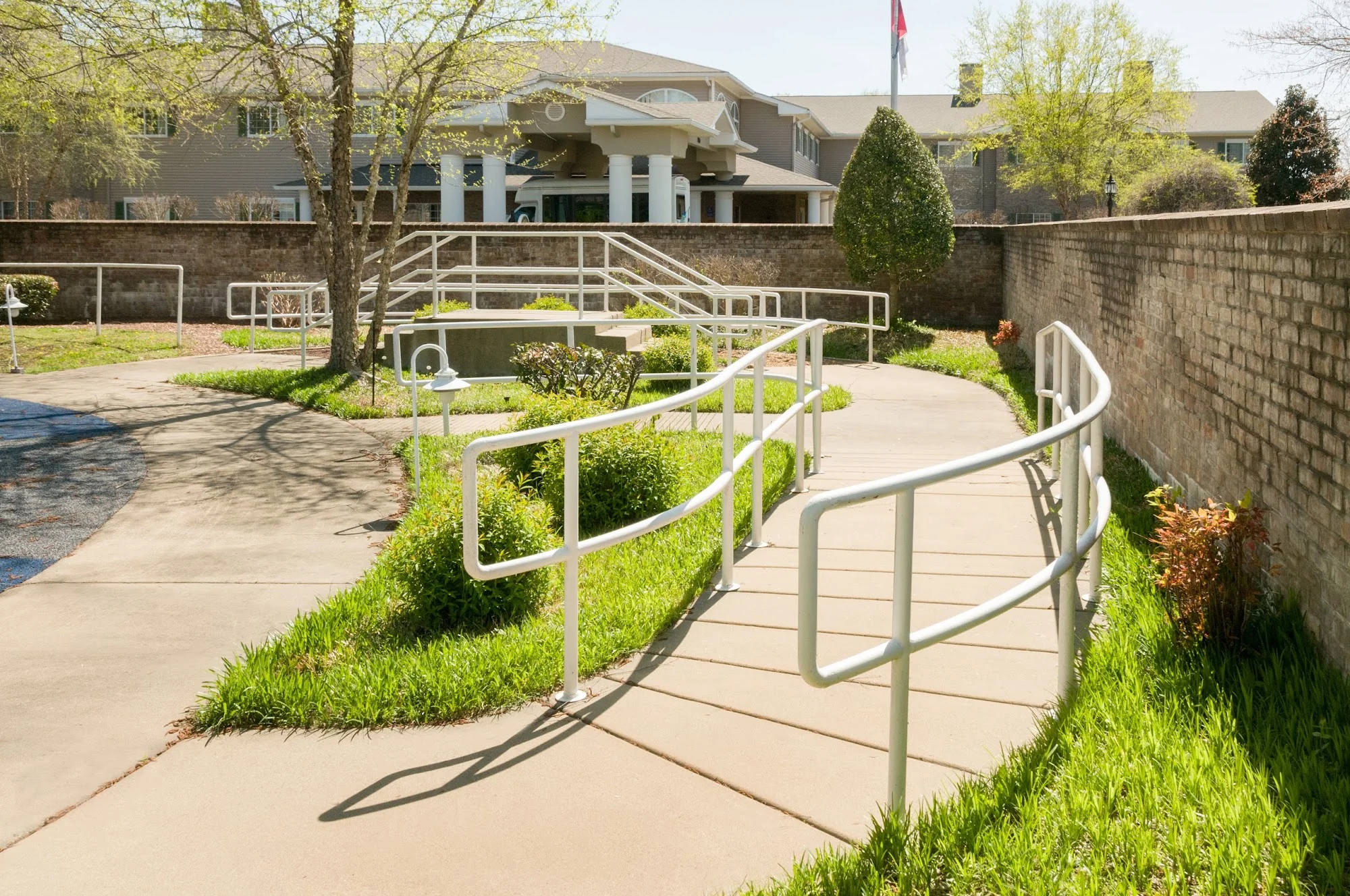 LIFE CARE CENTER OF COLUMBIA