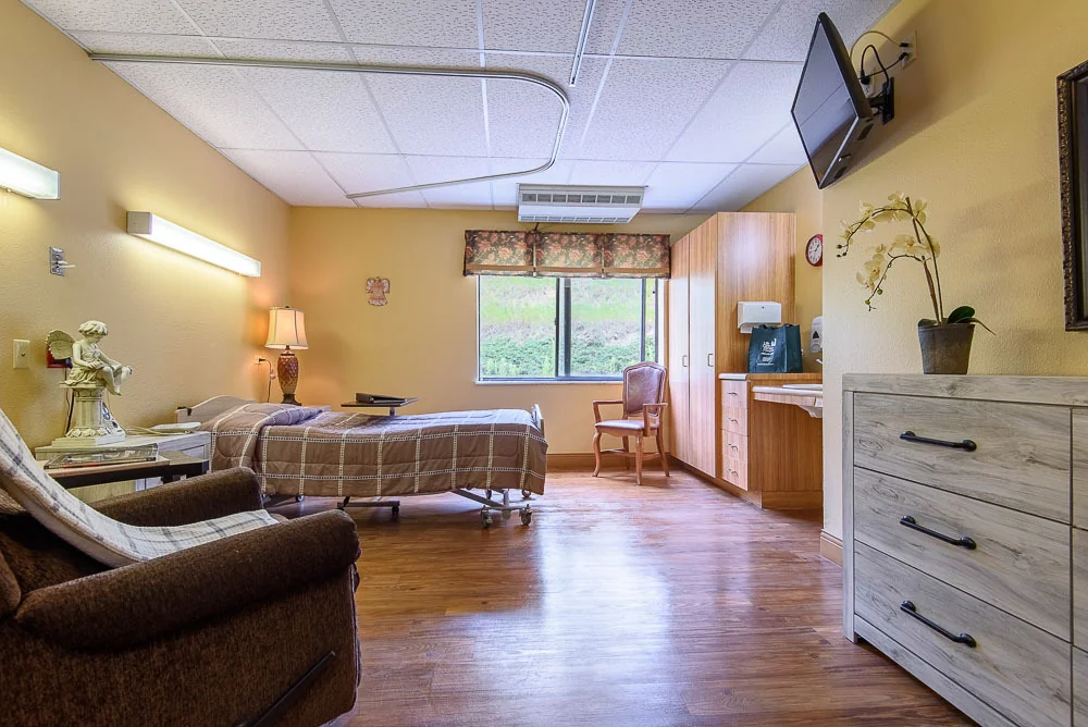 LIFE CARE CENTER OF EVERGREEN
