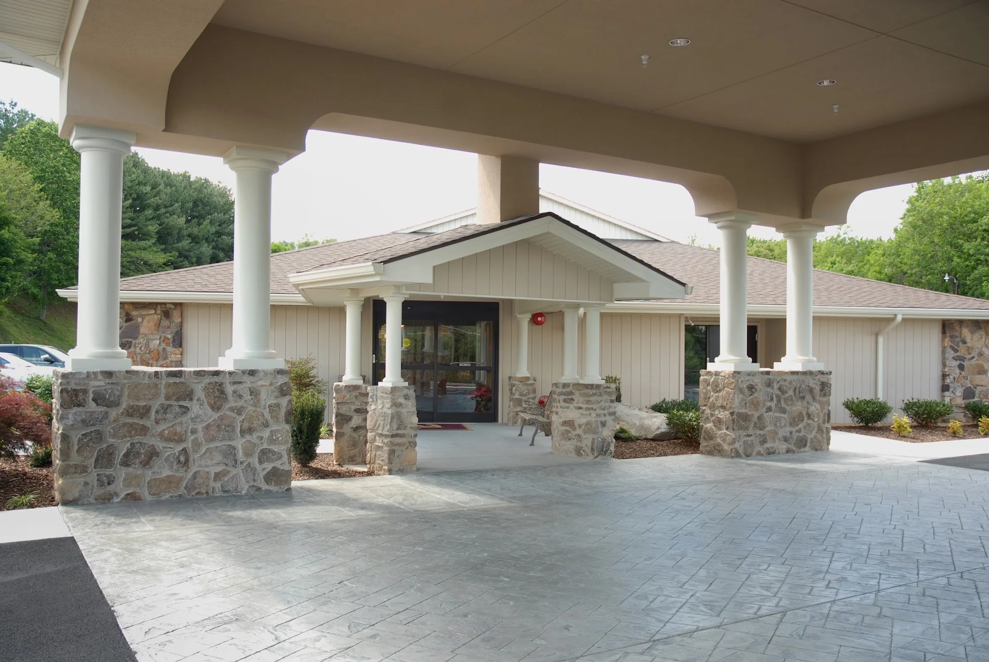 LIFE CARE CENTER OF GRAY