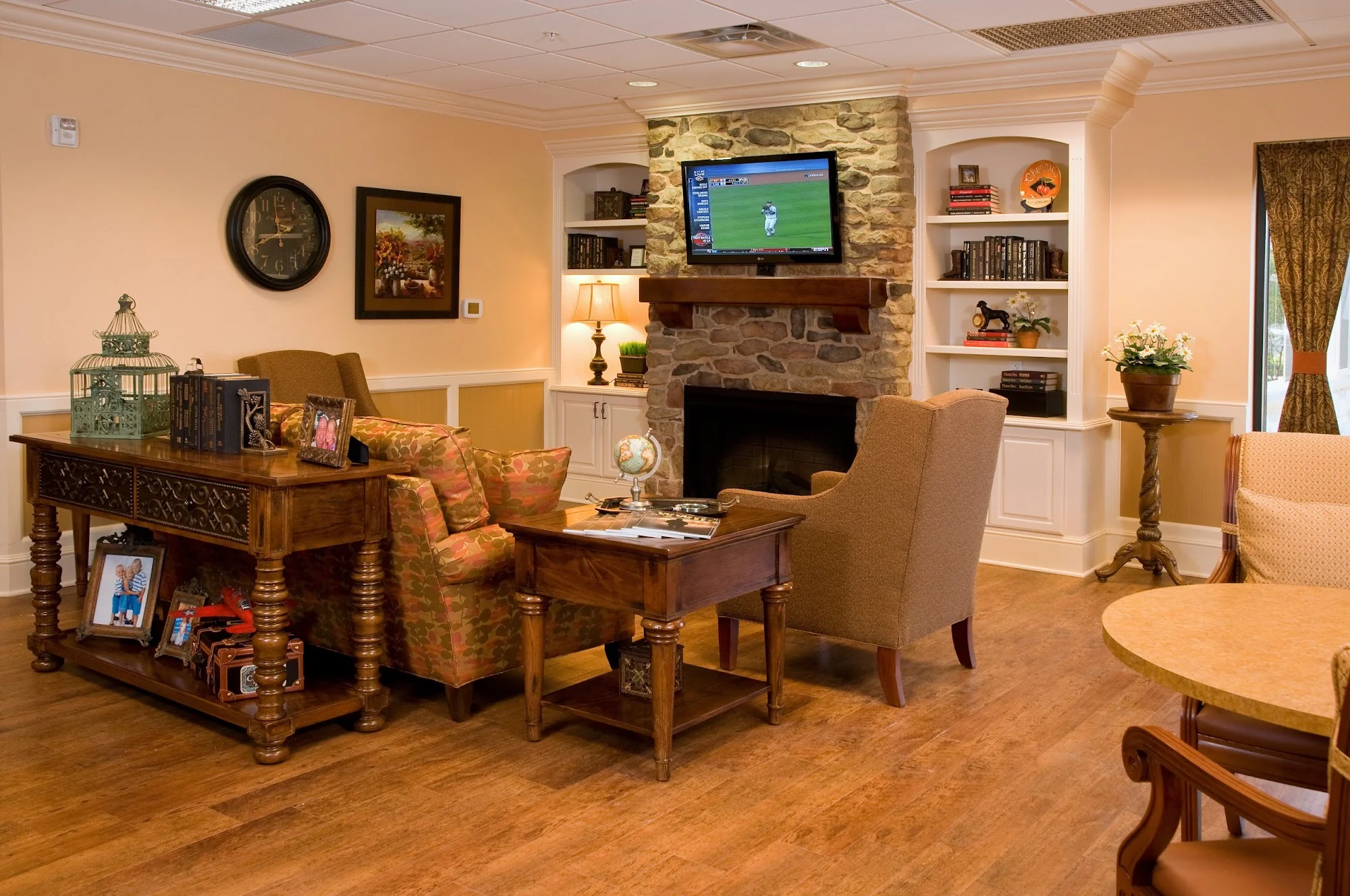 LIFE CARE CENTER OF HICKORY WOODS