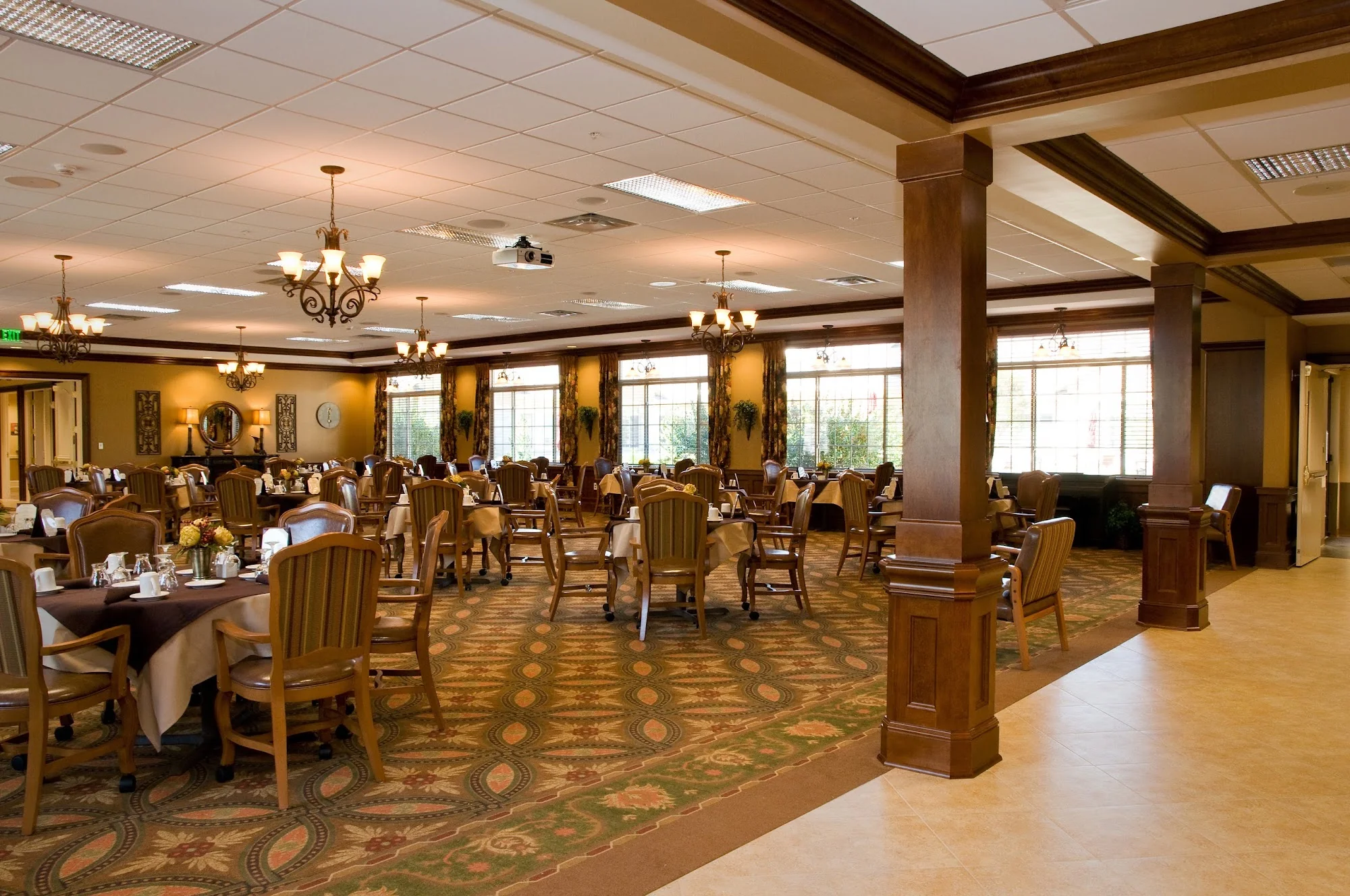 LIFE CARE CENTER OF HICKORY WOODS