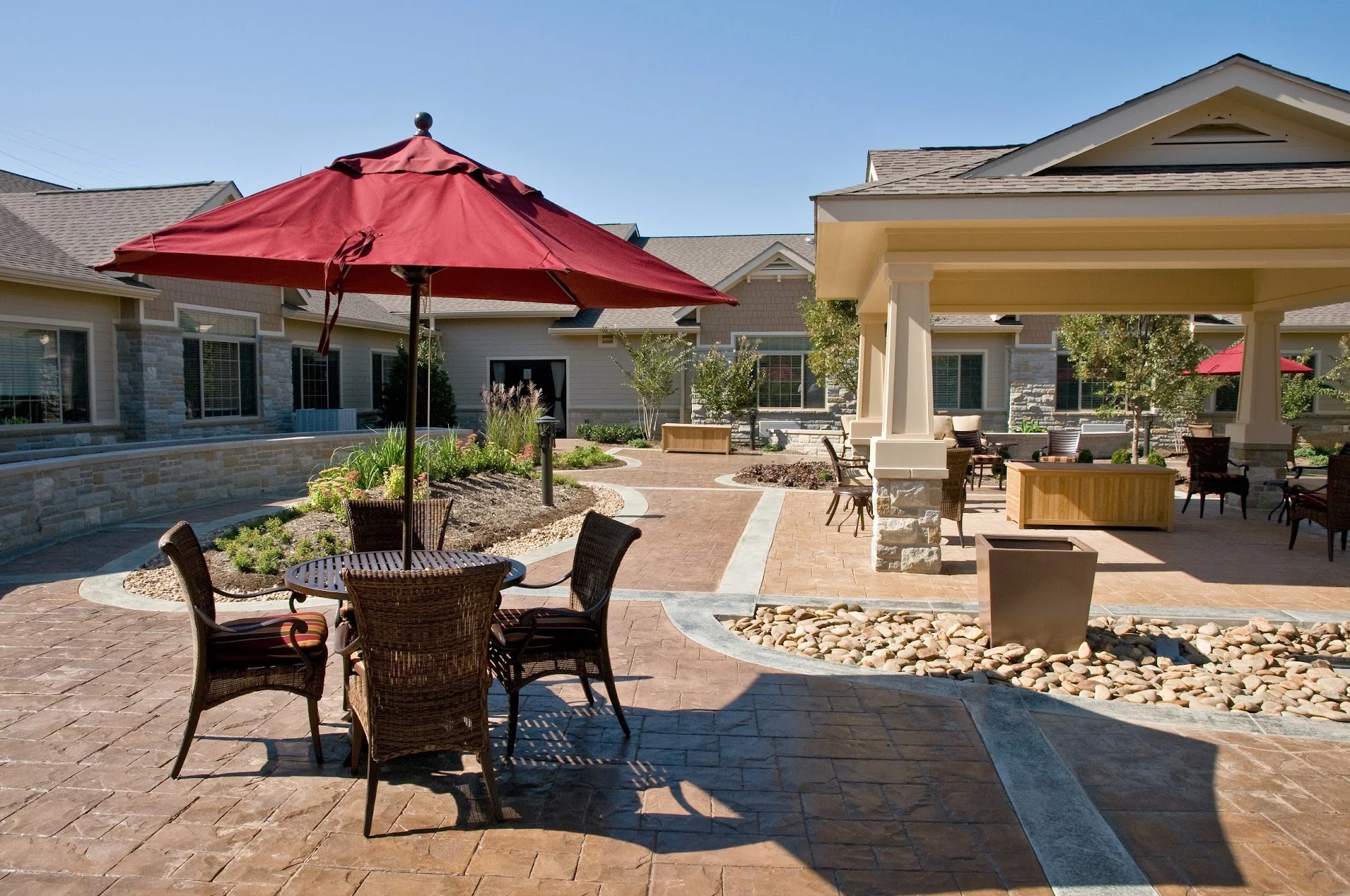 LIFE CARE CENTER OF HICKORY WOODS