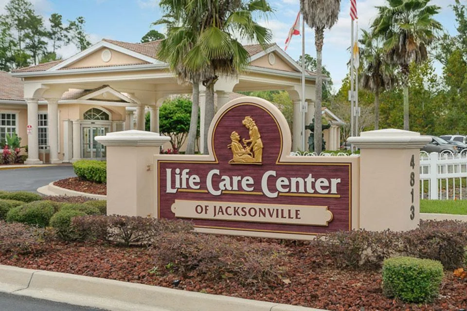 LIFE CARE CENTER OF JACKSONVILLE