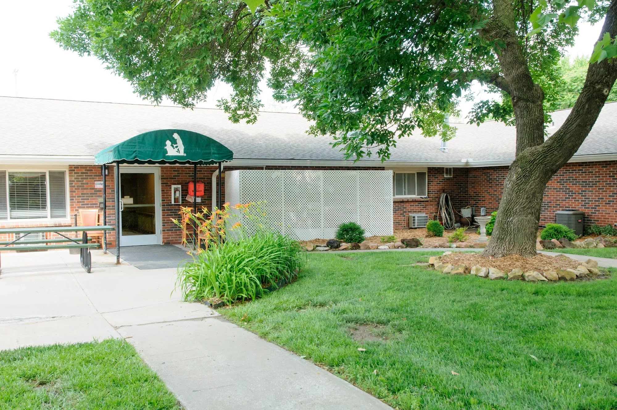 LIFE CARE CENTER OF KANSAS CITY