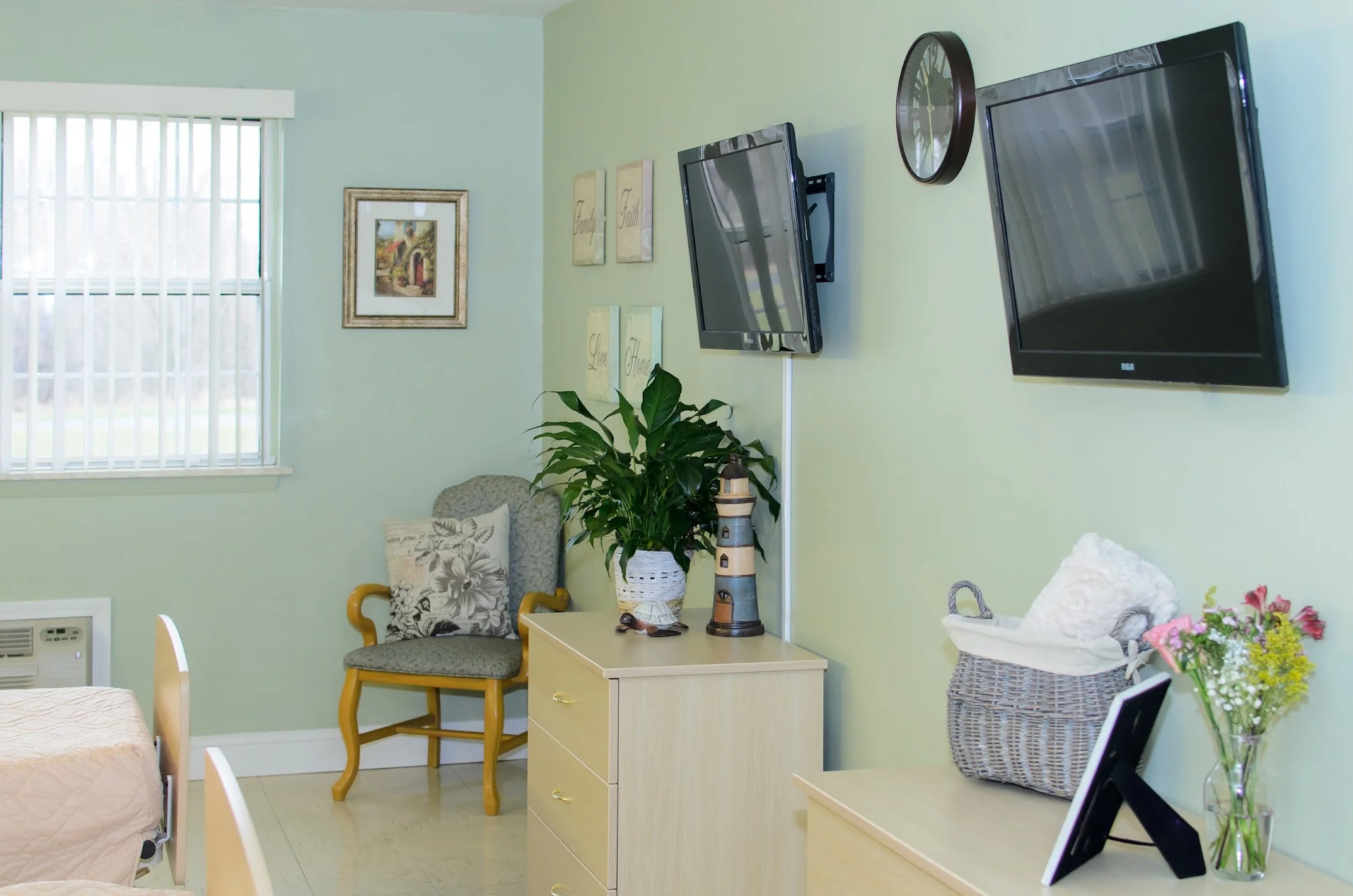 LIFE CARE CENTER OF LAGRANGE