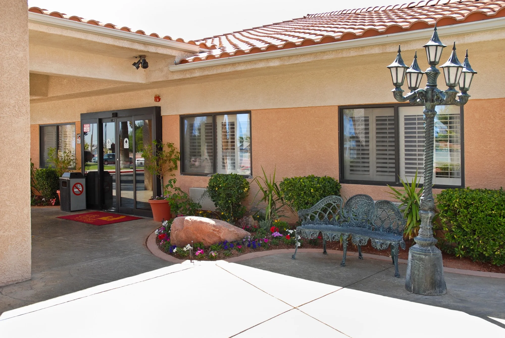 LIFE CARE CENTER OF LAS VEGAS