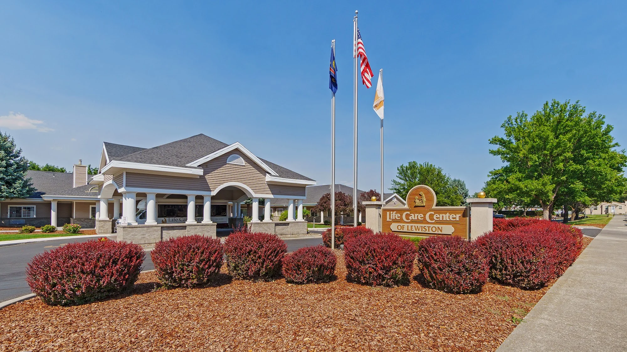 LIFE CARE CENTER OF LEWISTON