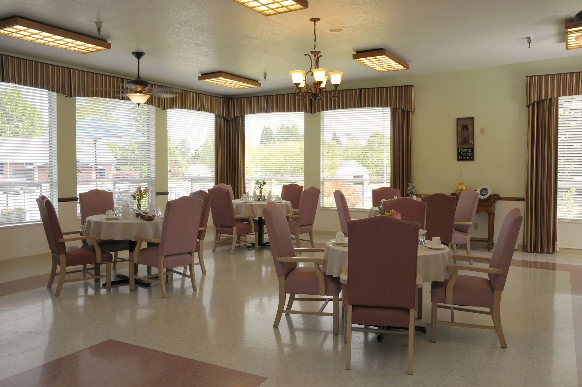 LIFE CARE CENTER OF MCMINNVILLE