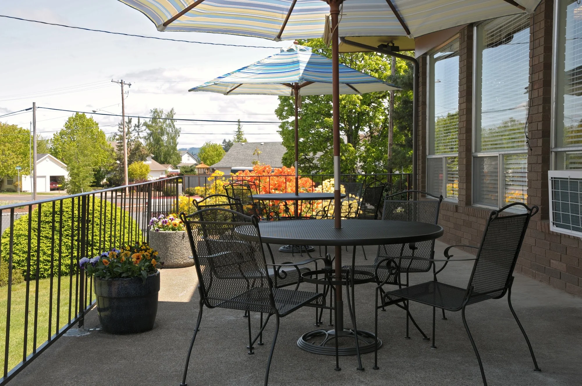 LIFE CARE CENTER OF MCMINNVILLE