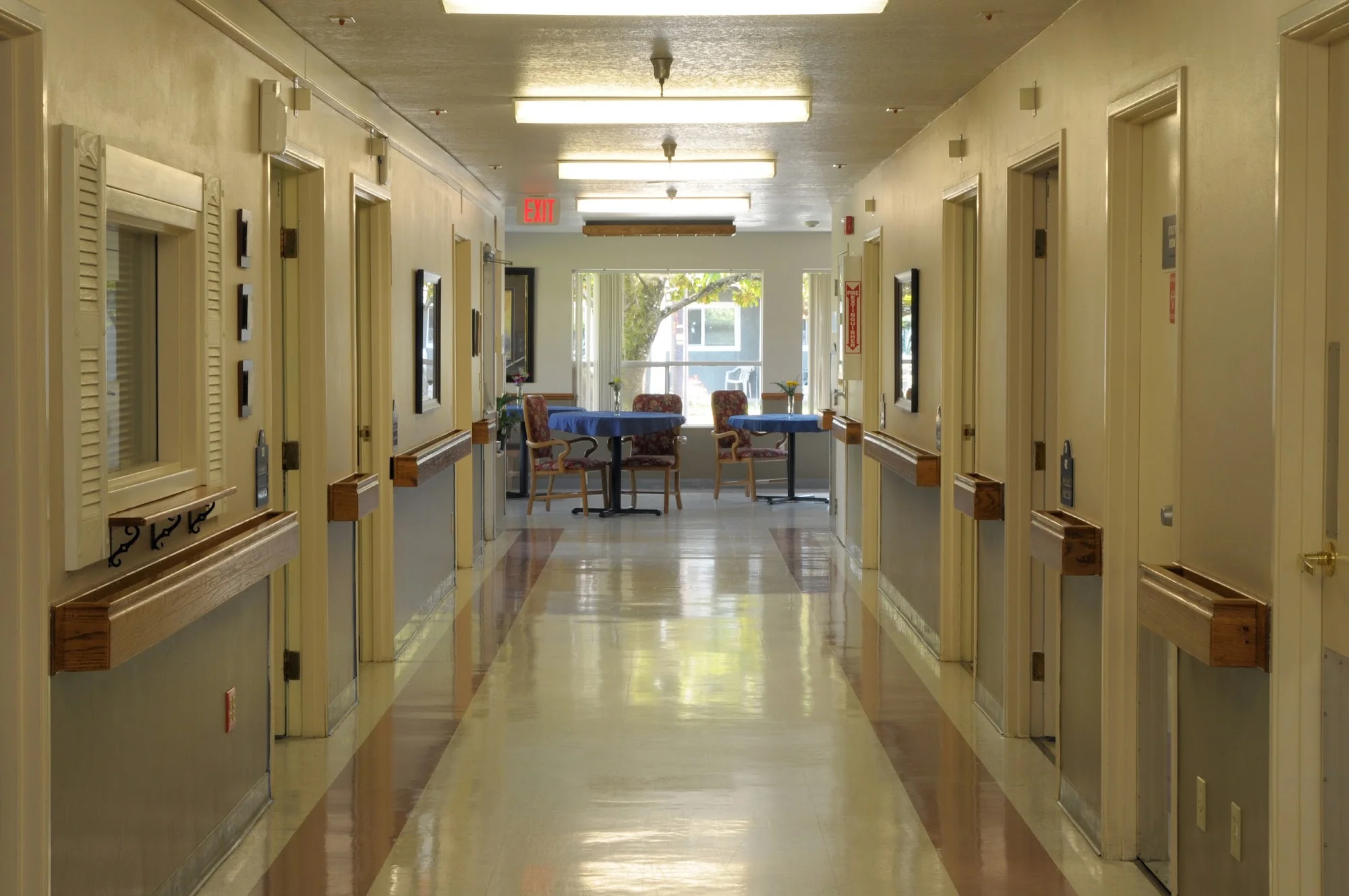 LIFE CARE CENTER OF MCMINNVILLE