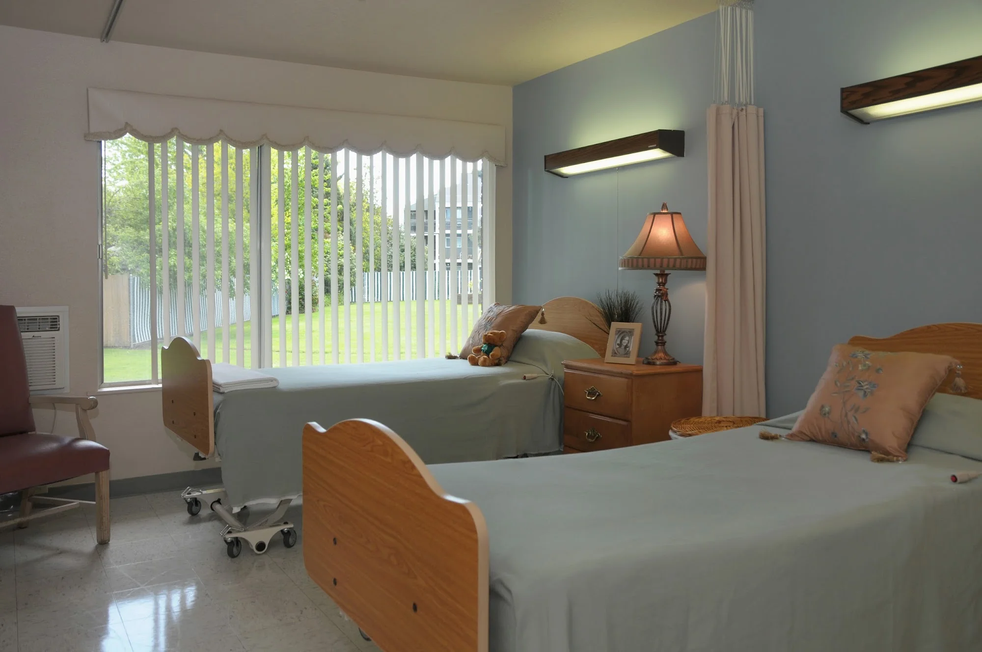 LIFE CARE CENTER OF MCMINNVILLE