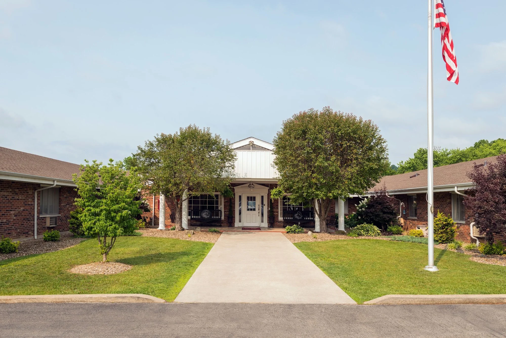 LIFE CARE CENTER OF MOREHEAD